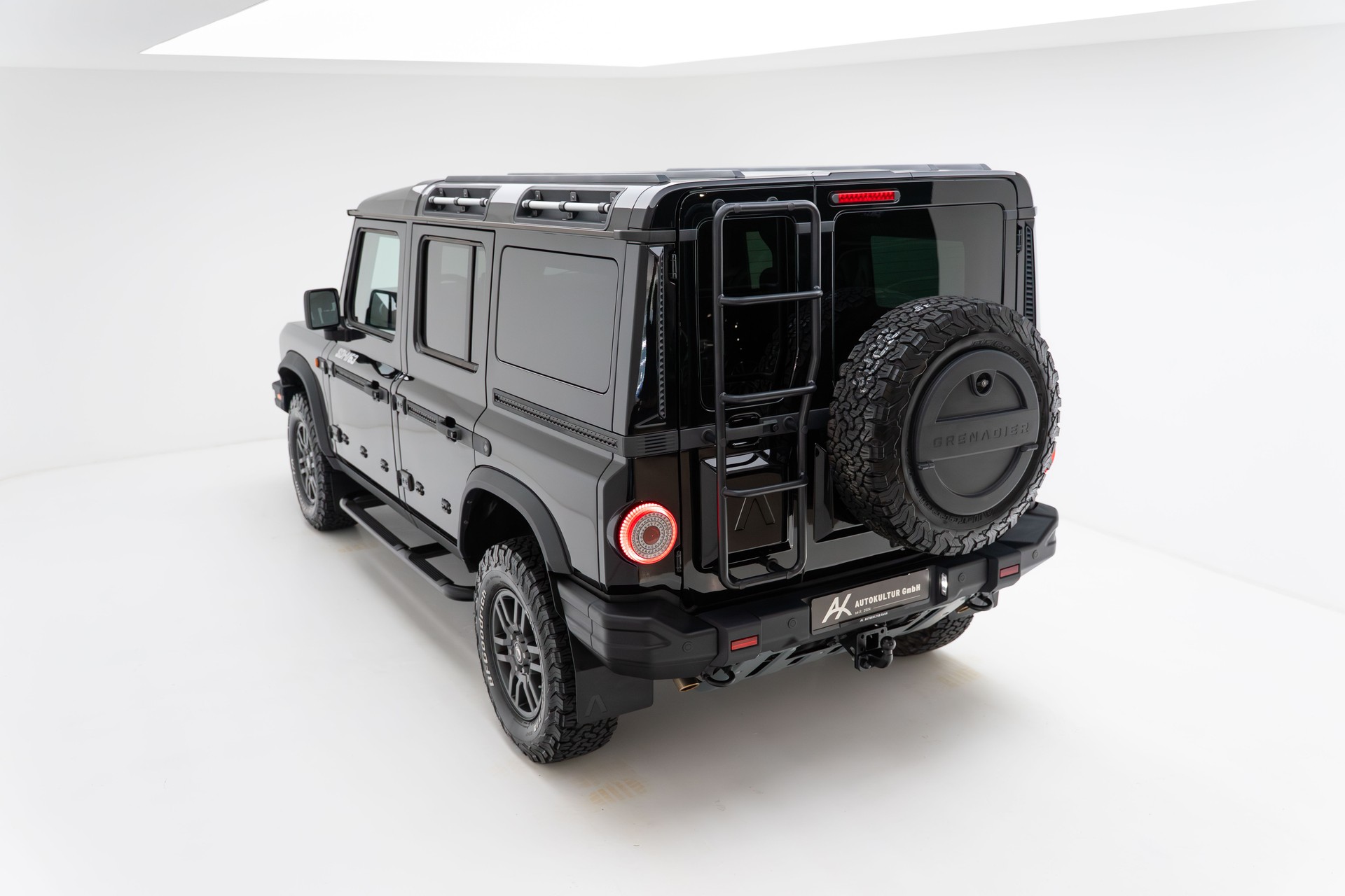 INEOS Grenadier 3.0 Fieldmaster Edition-image-12