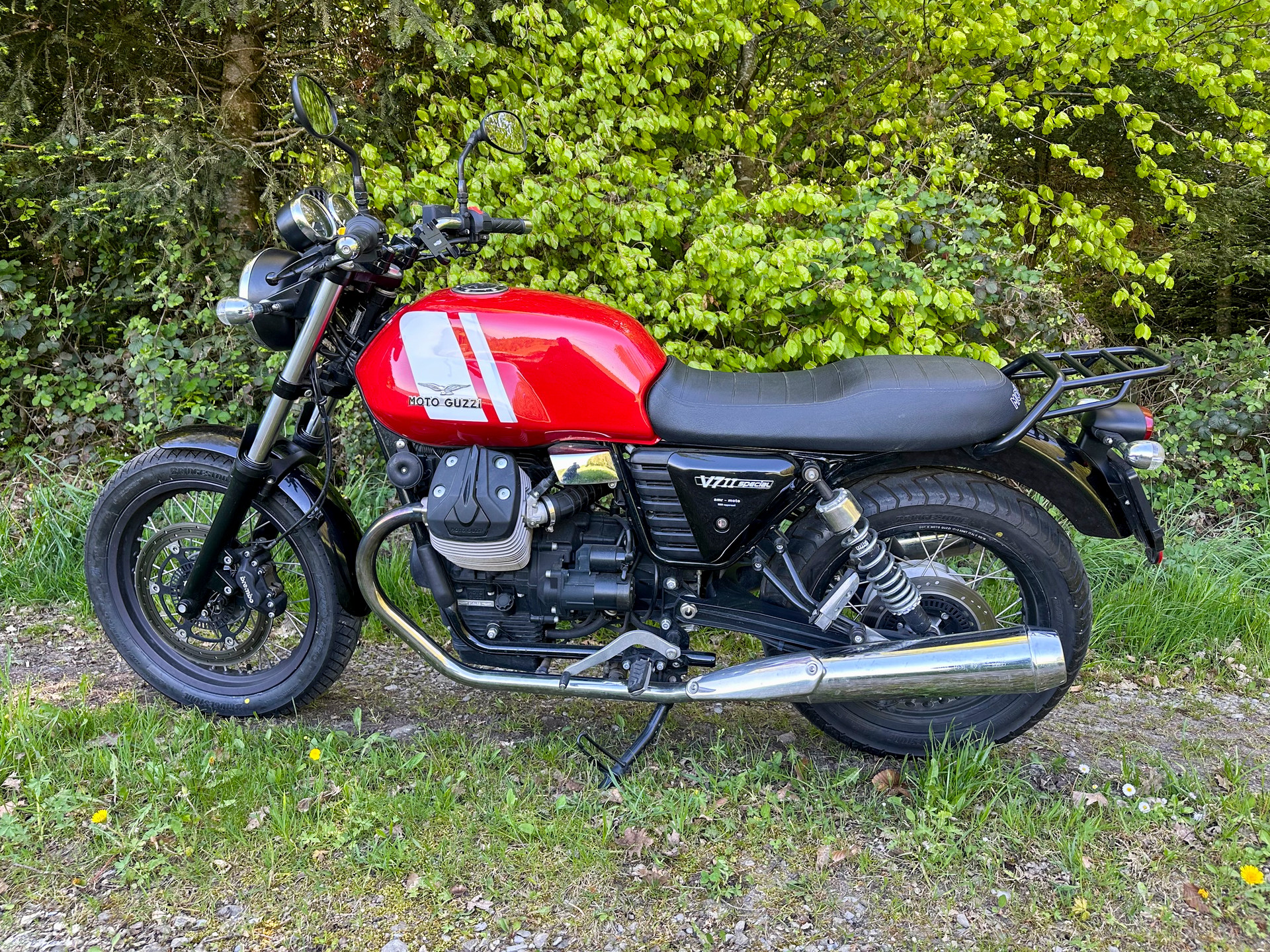 MOTO GUZZI V7 II Special 750 ABS-image-7
