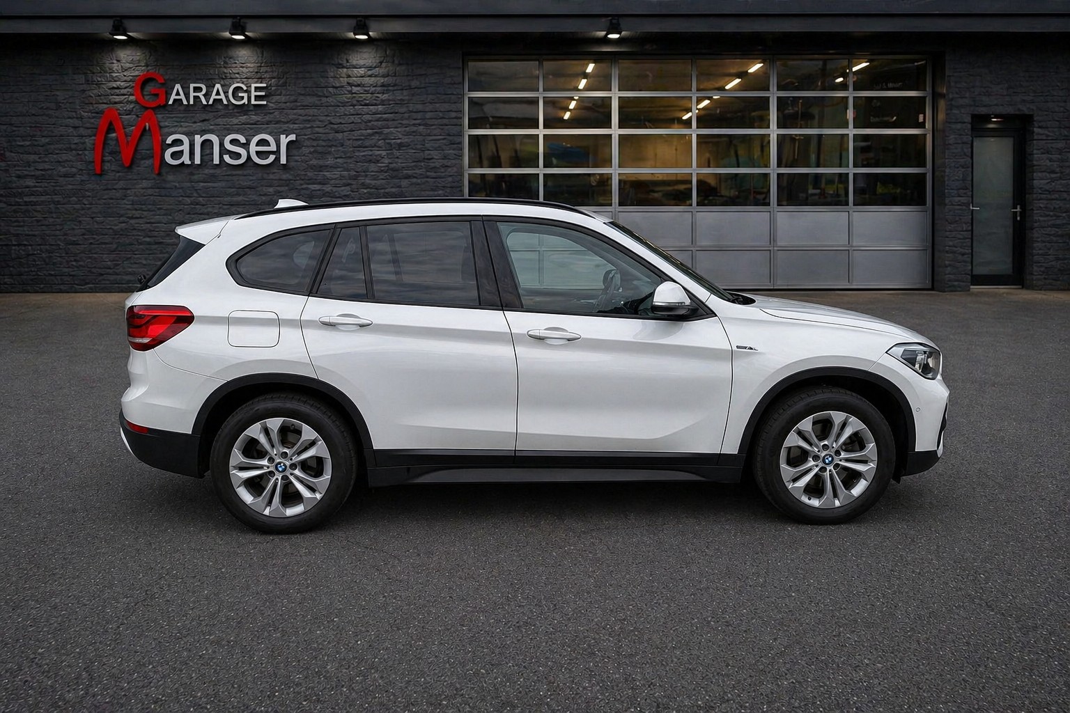 BMW X1 xDrive 25e Steptronic-image-5