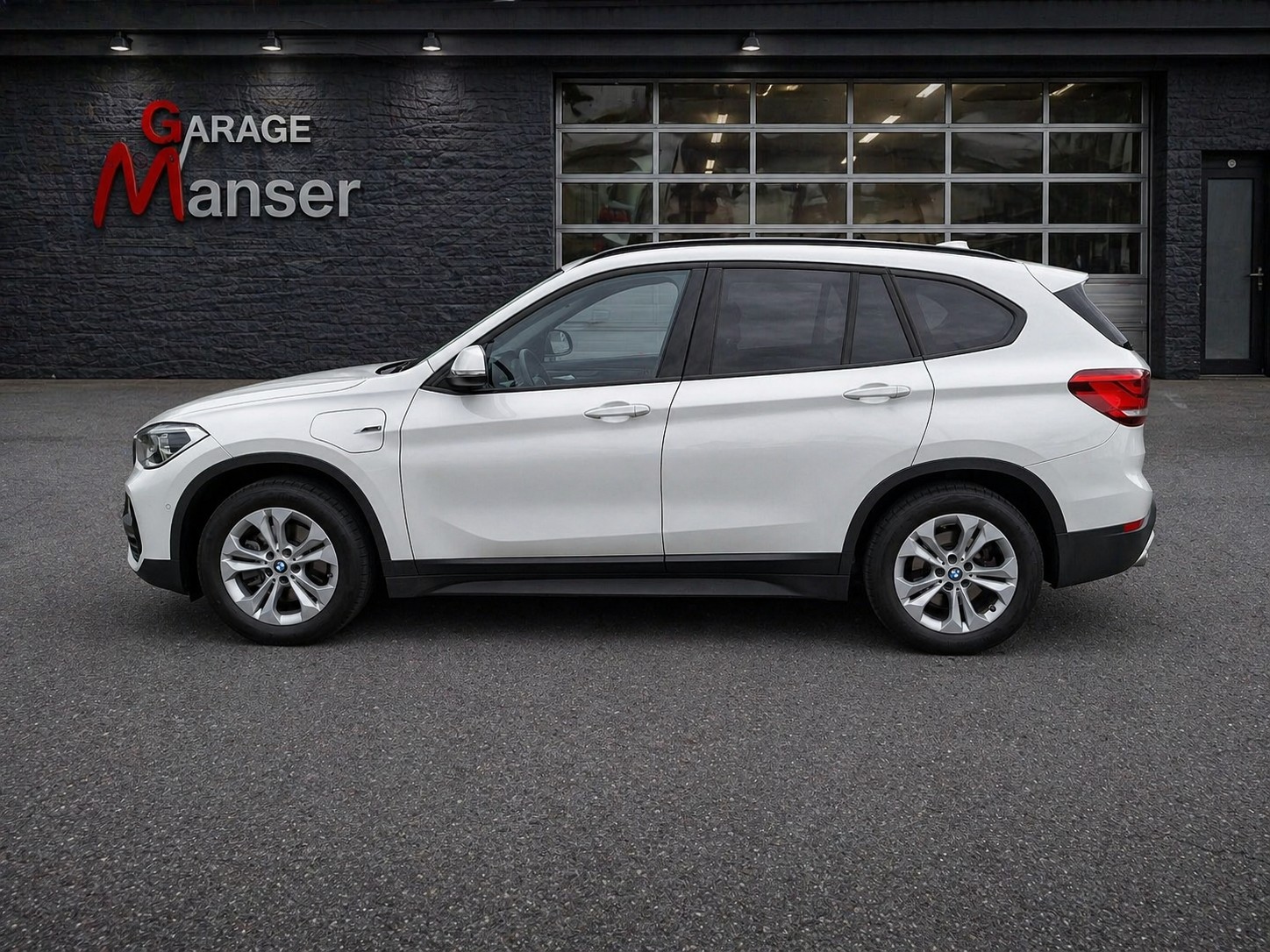BMW X1 xDrive 25e Steptronic-image-1