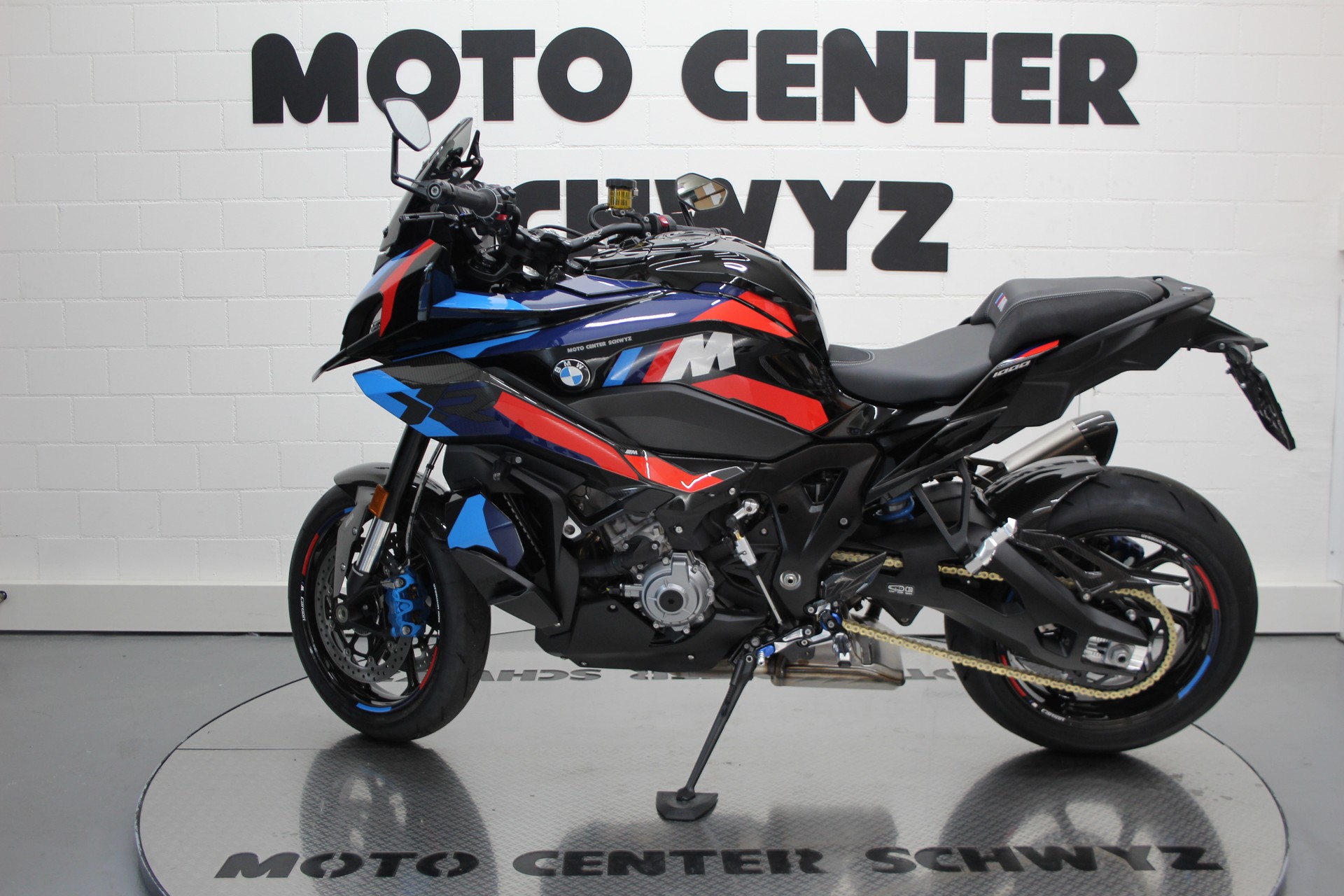 BMW M 1000 XR-image-4