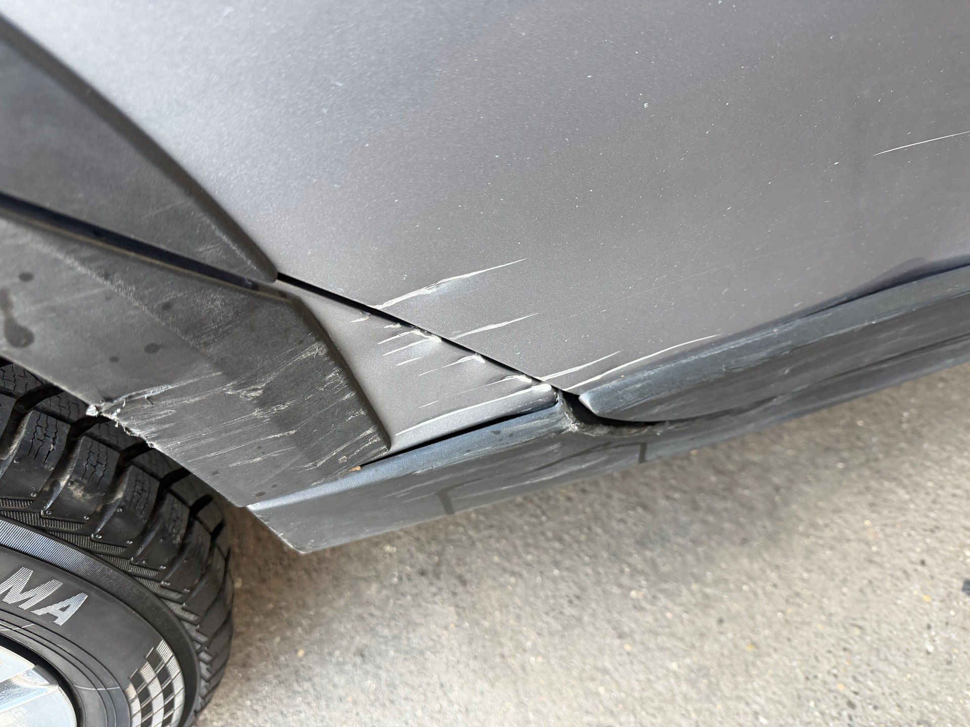 PEUGEOT 2008 1.2 PureTech GT Line EAT6-image-4