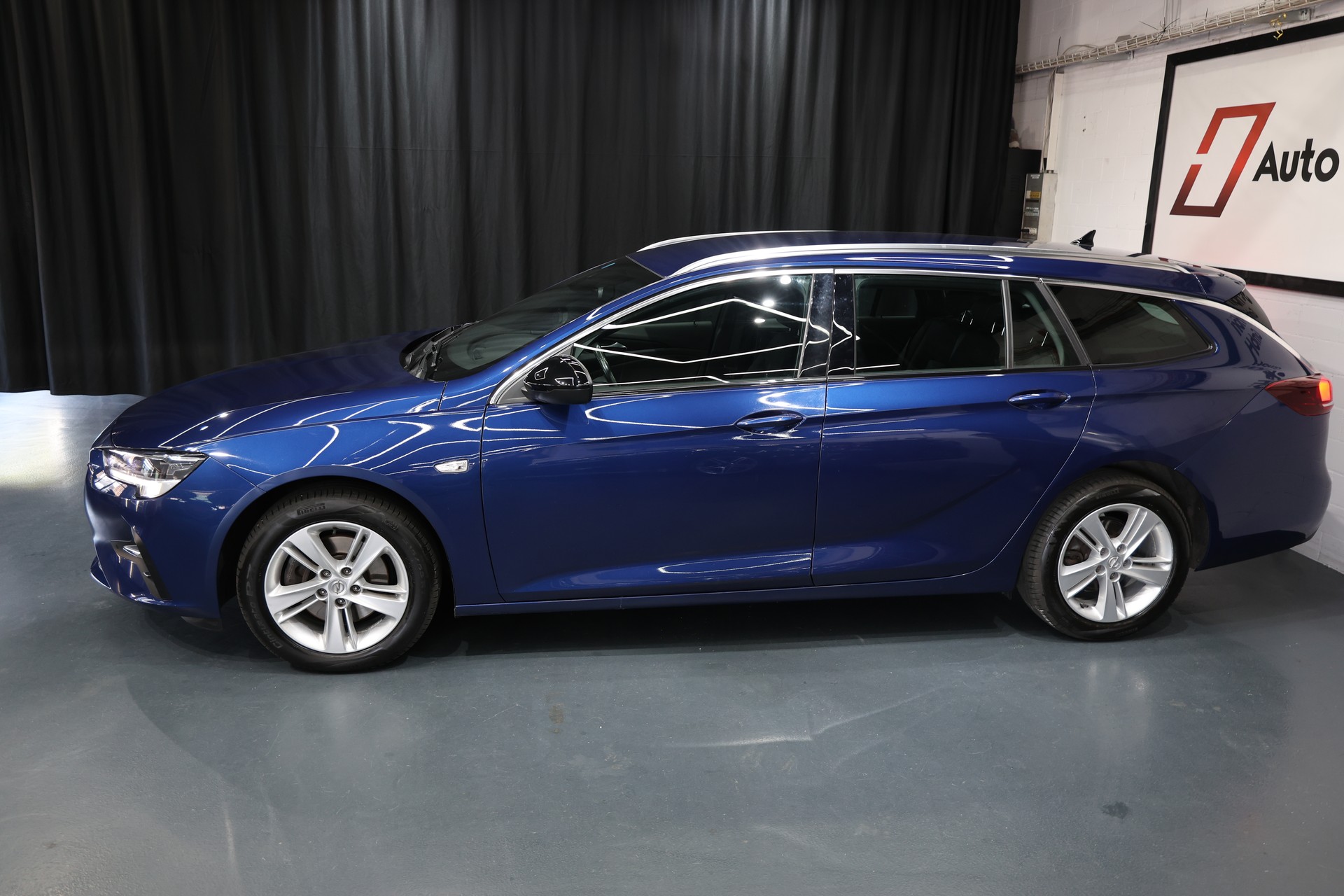 OPEL Insignia 1.5 CDTI Sports Tourer Elegance Automatic-showroom-element-3