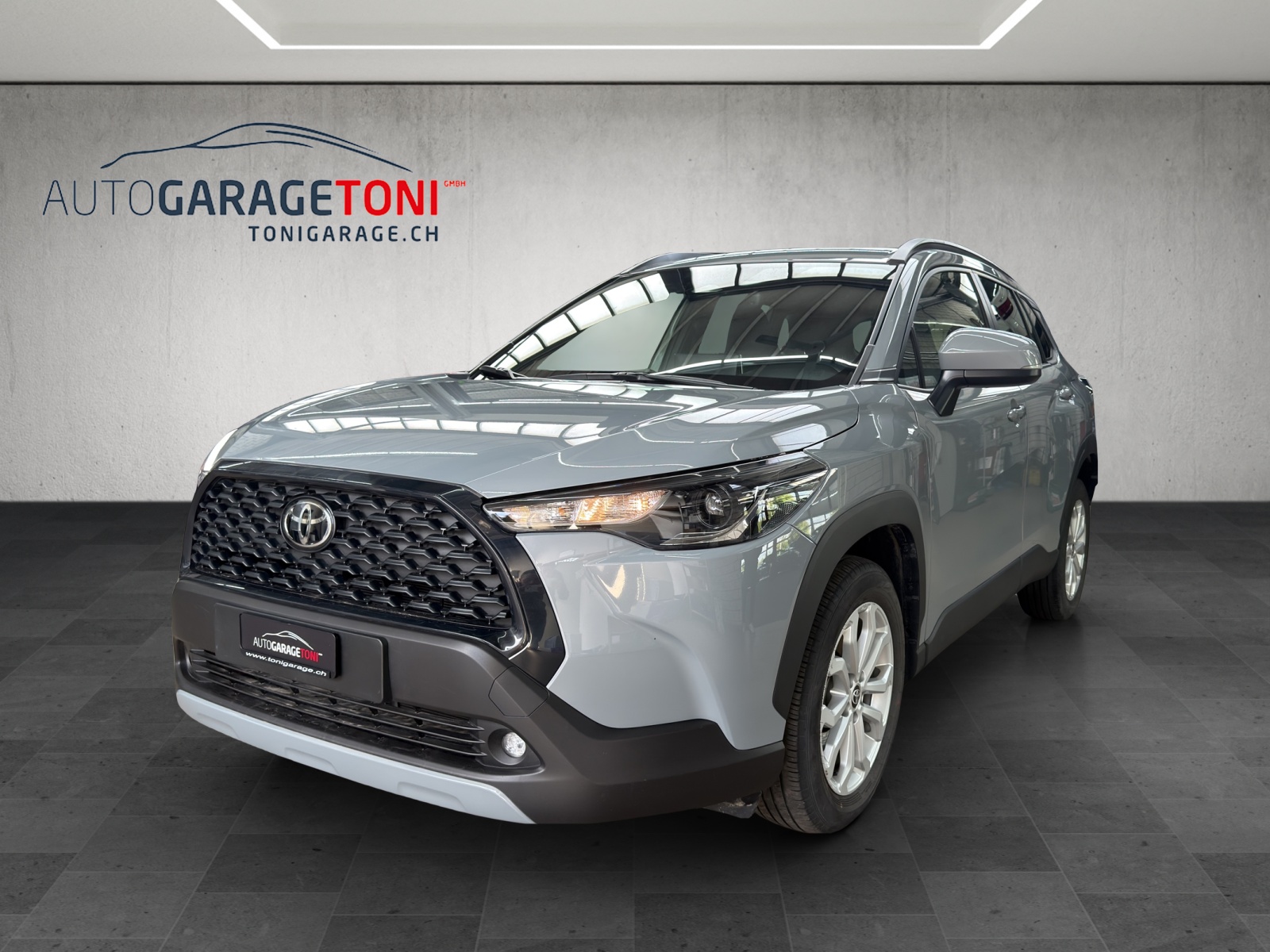 TOYOTA Corolla Cross 1.8 Trend e-CVT