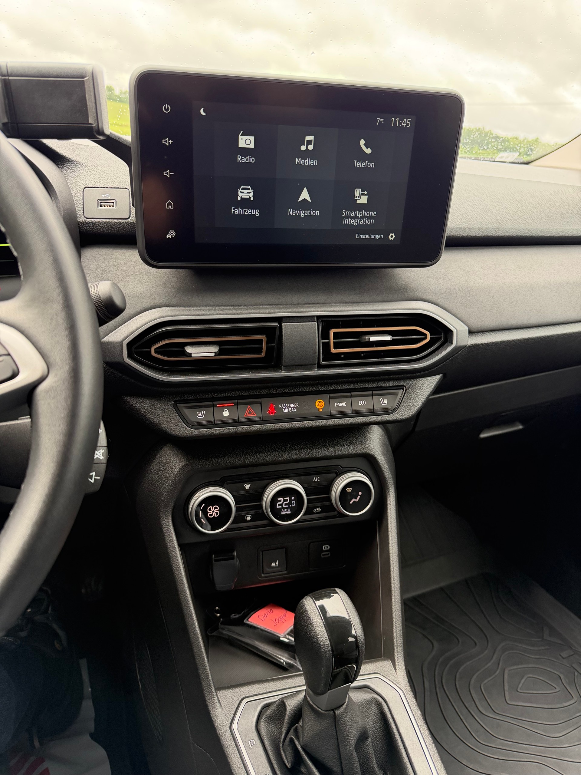 DACIA Jogger HEV 140 Extreme-image-6