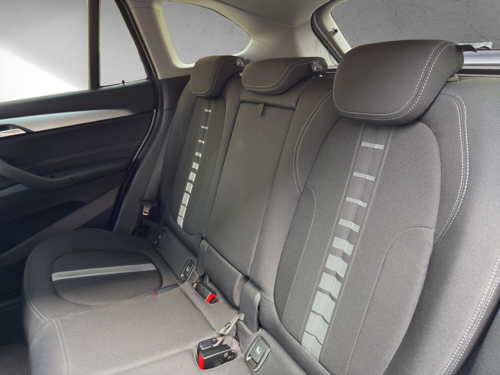 BMW X1 xDrive 18d Steptronic-image-16