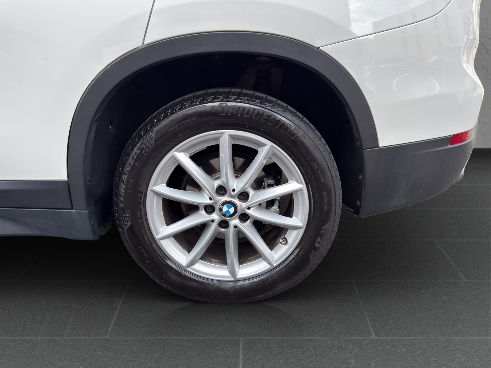 BMW X1 xDrive 18d Steptronic-image-11