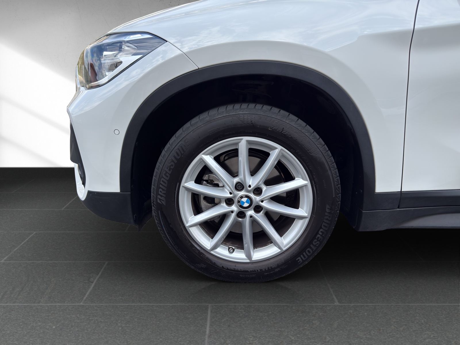 BMW X1 xDrive 18d Steptronic-image-8