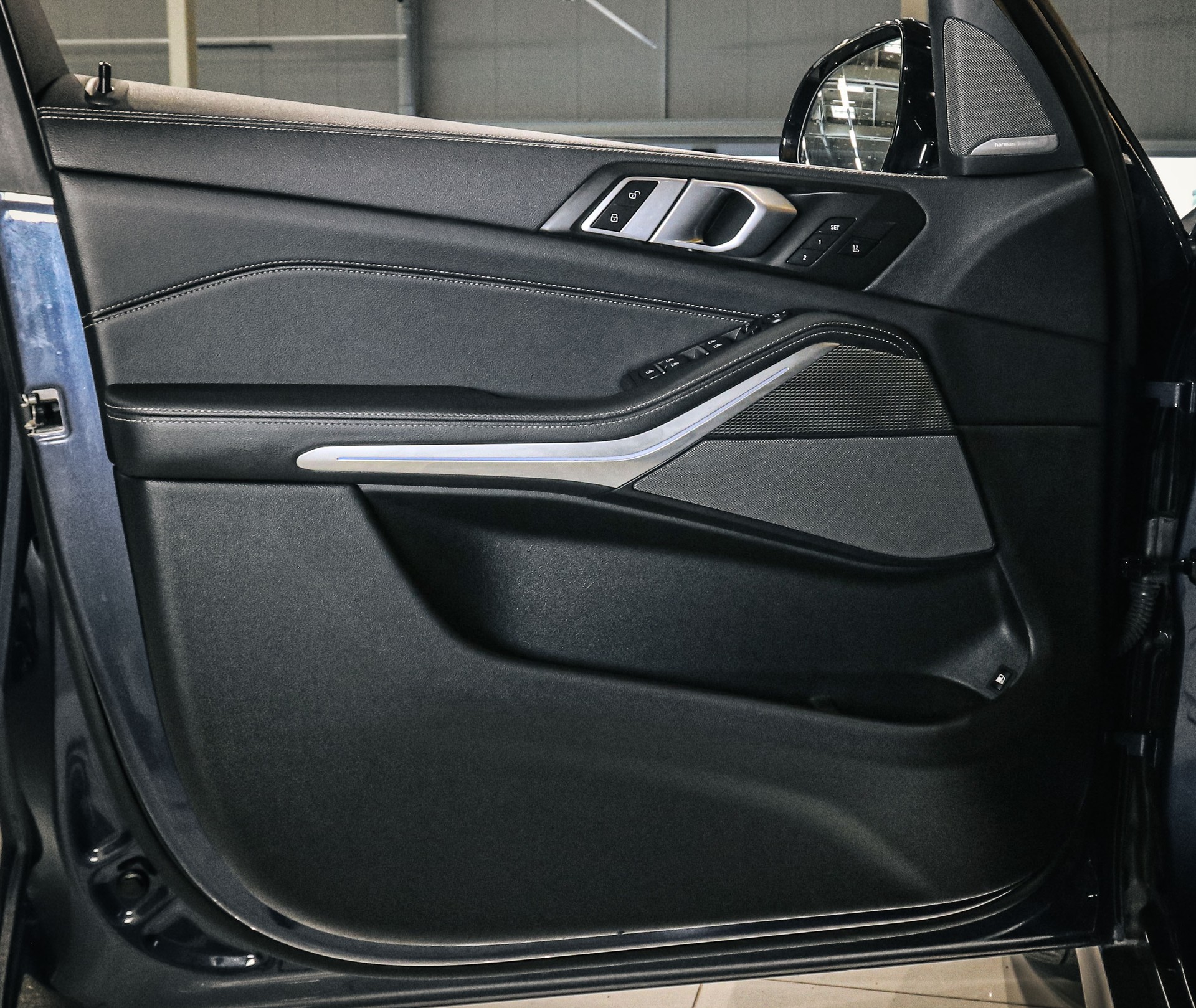 BMW X5 45e M Sport xDrive Steptronic-image-24