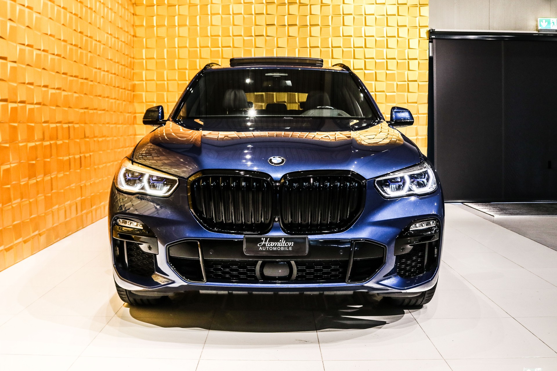 BMW X5 45e M Sport xDrive Steptronic-showroom-element-2