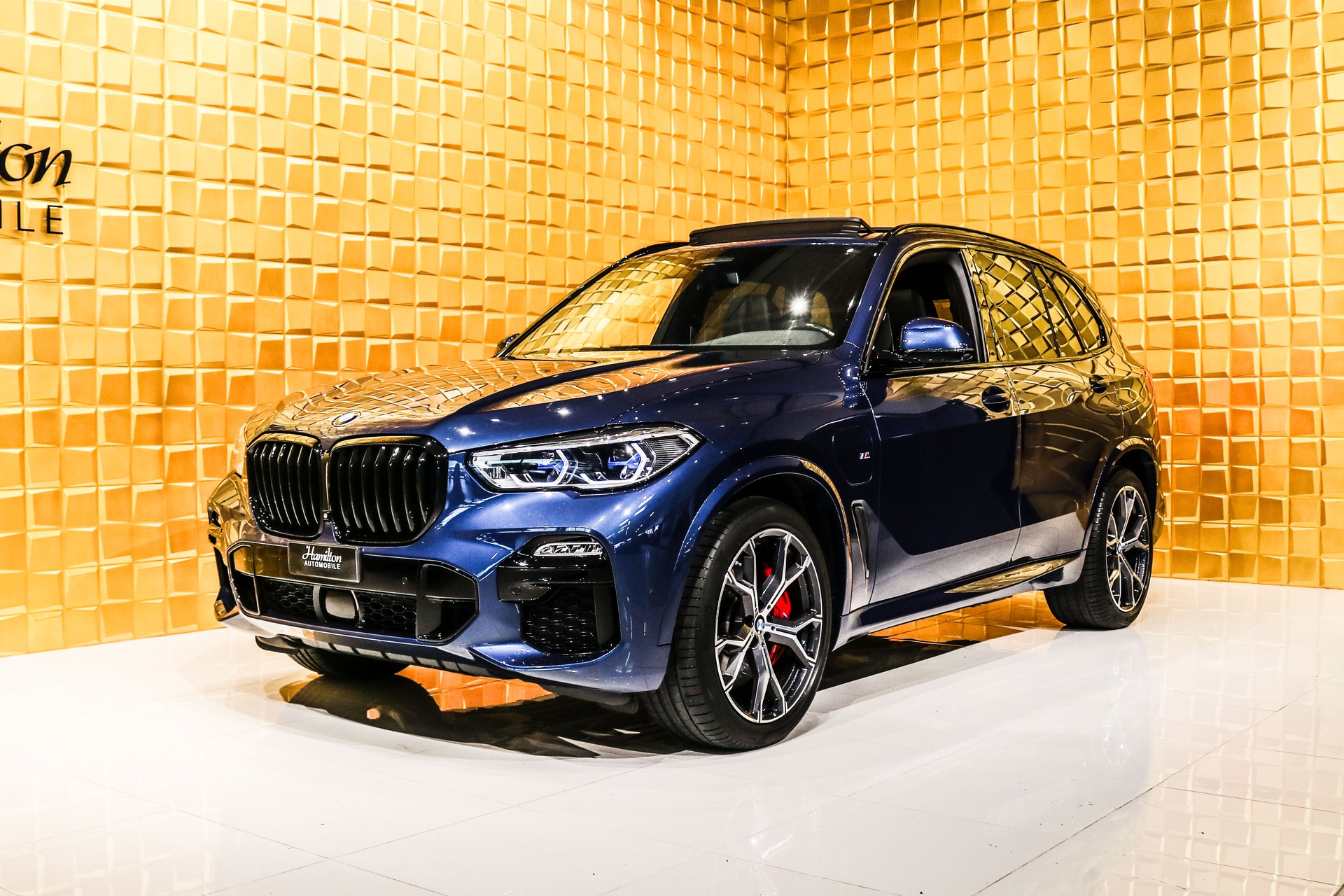 BMW X5 45e M Sport xDrive Steptronic-showroom-element-3