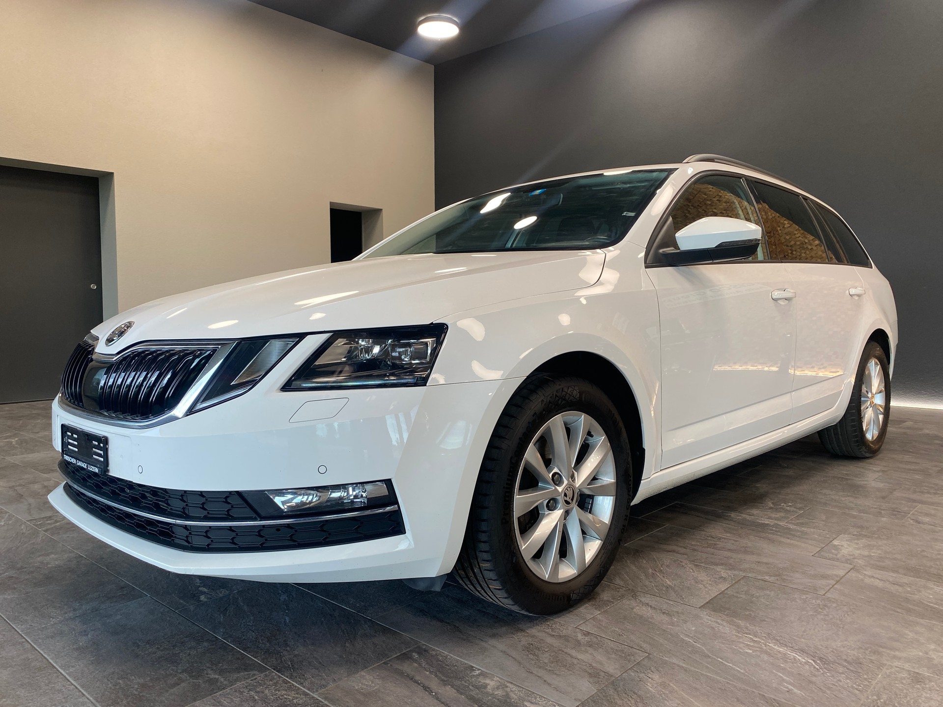 SKODA Octavia Combi 2.0 TDI Style DSG
