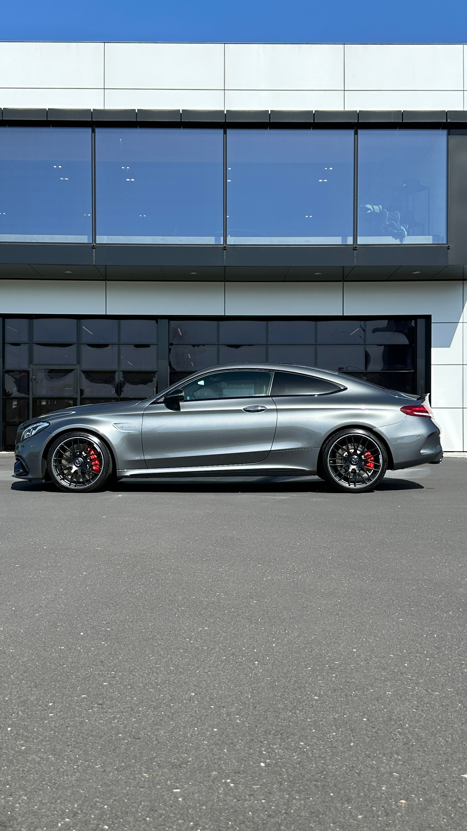 MERCEDES-BENZ C63 AMG S-image-5