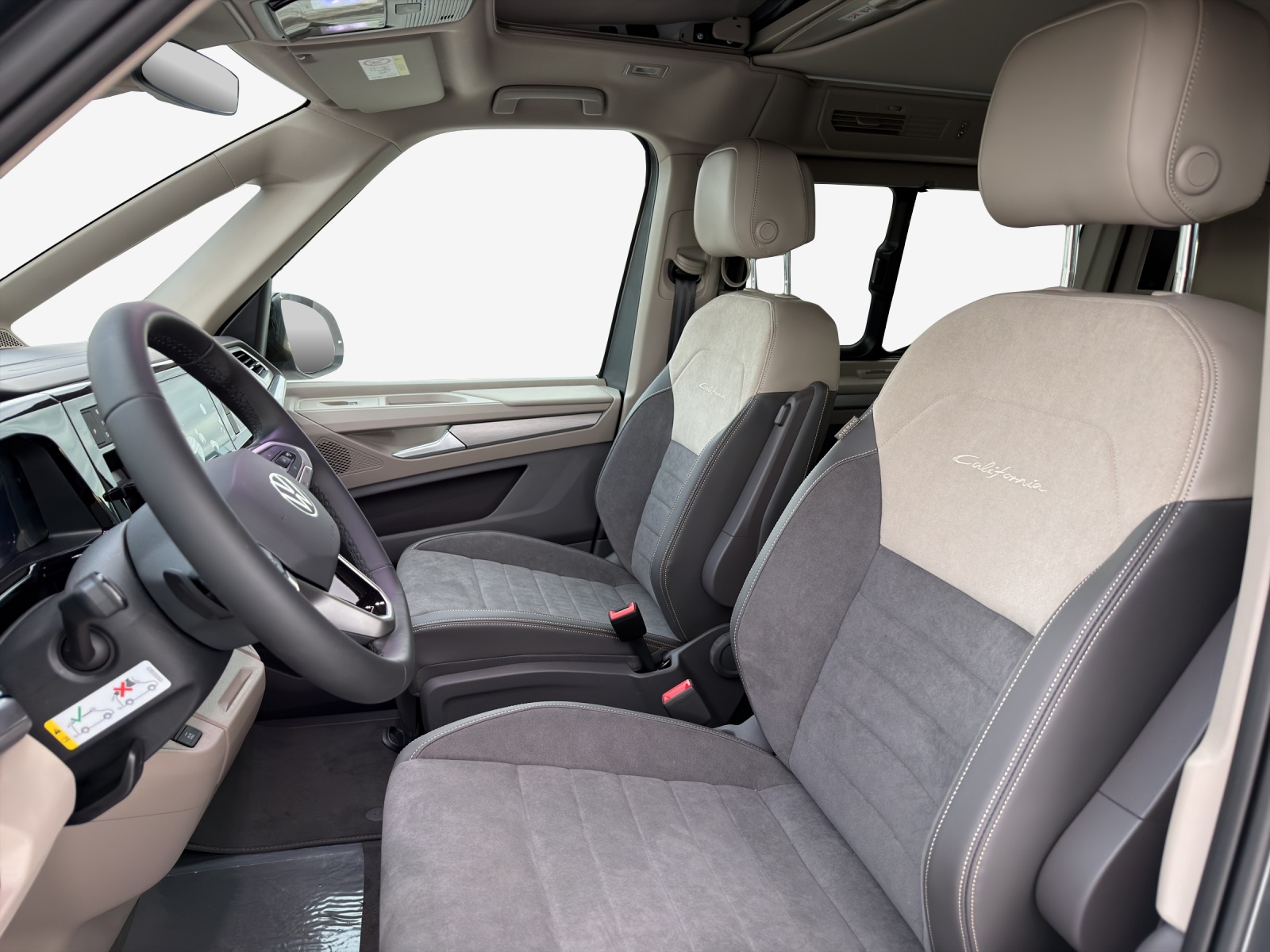 VW Cali Ocean Liberty 177PS eHyb DSG, 4 Motion-image-7
