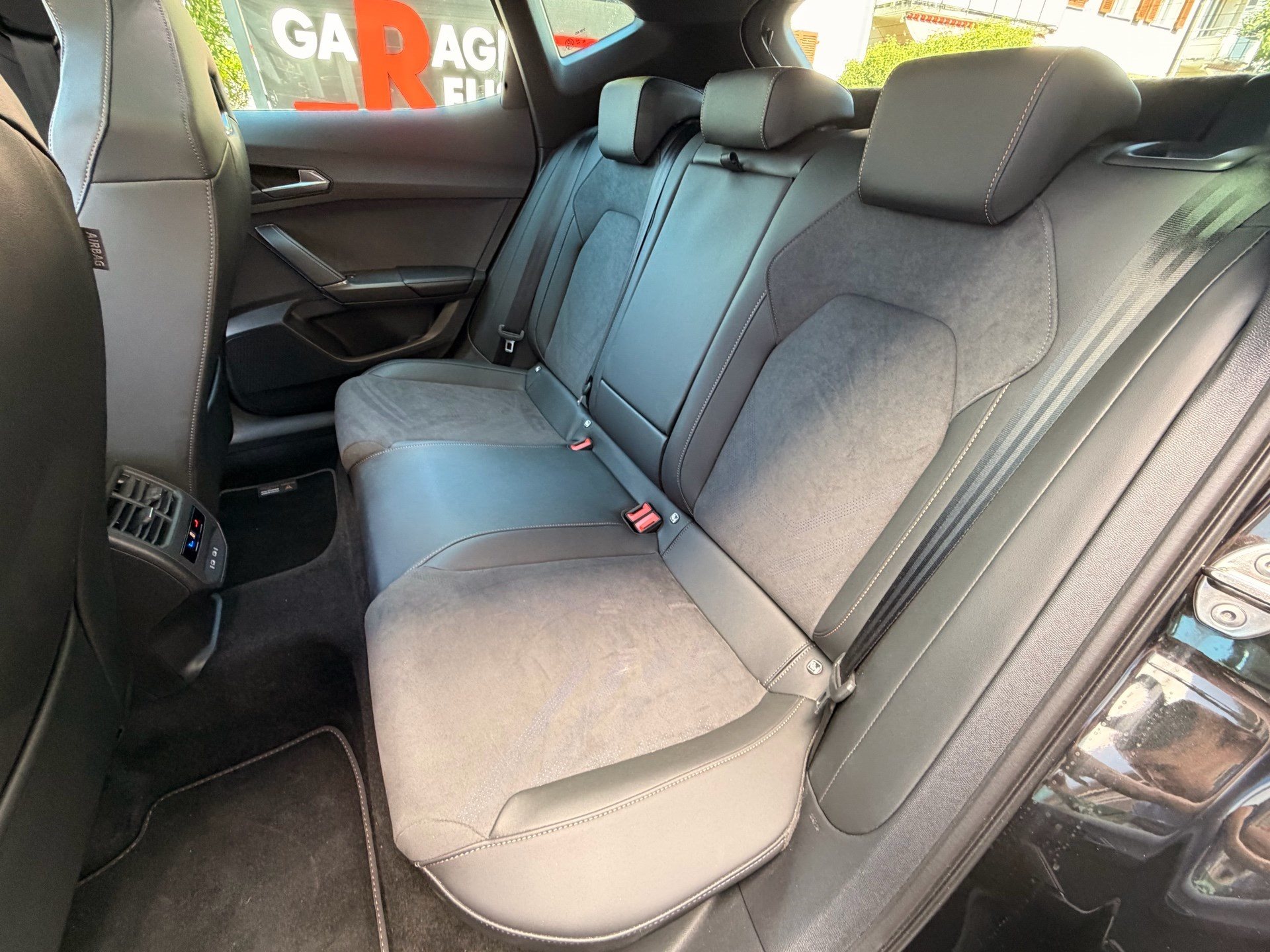 CUPRA Formentor VZ 2.0 TSI 4Drive *** PANORAMADACH & 360° KAMERA ***-image-27