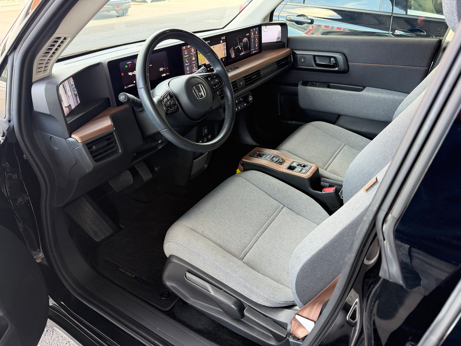 HONDA e Advance-image-5