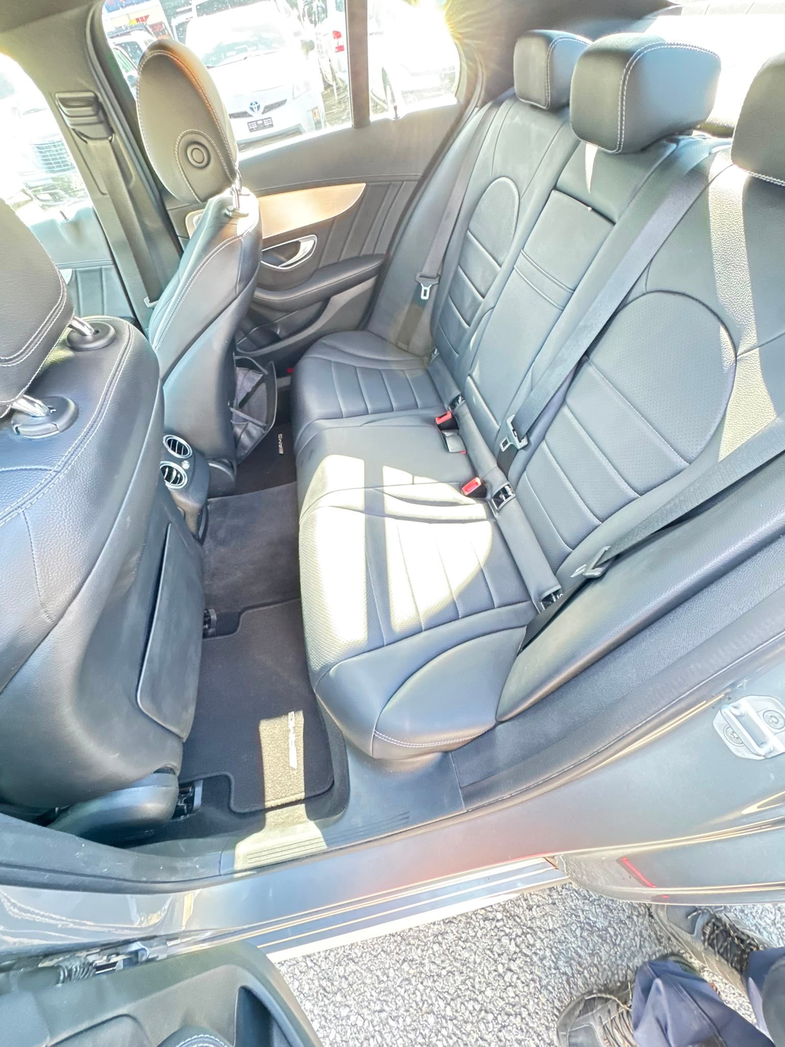 MERCEDES-BENZ C 200 Swiss Star Edition Avantgarde 7G-Tronic-image-10