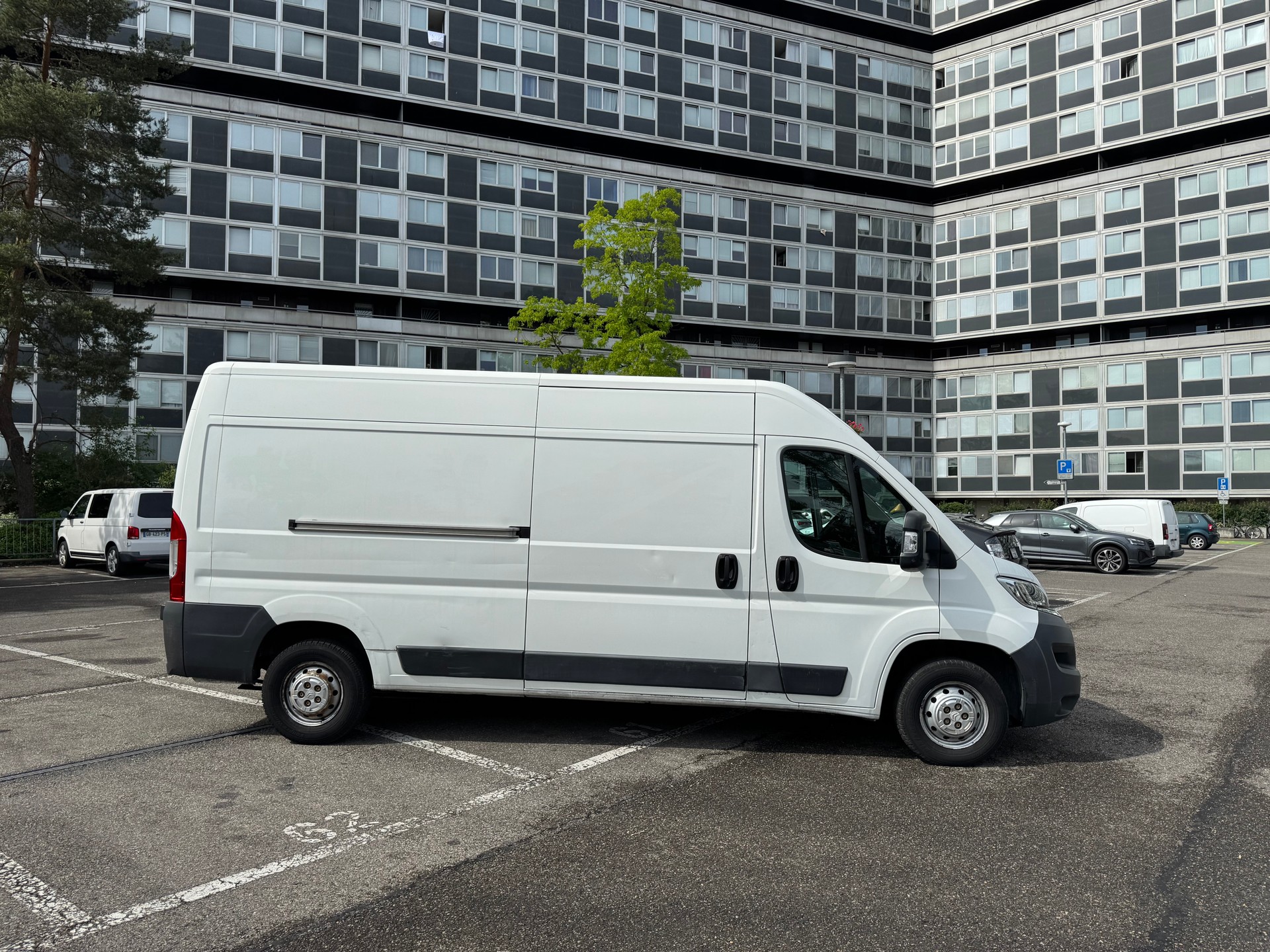 CITROEN Jumper 35 2.2 e-HDi 150 Confort L3H2-image-3