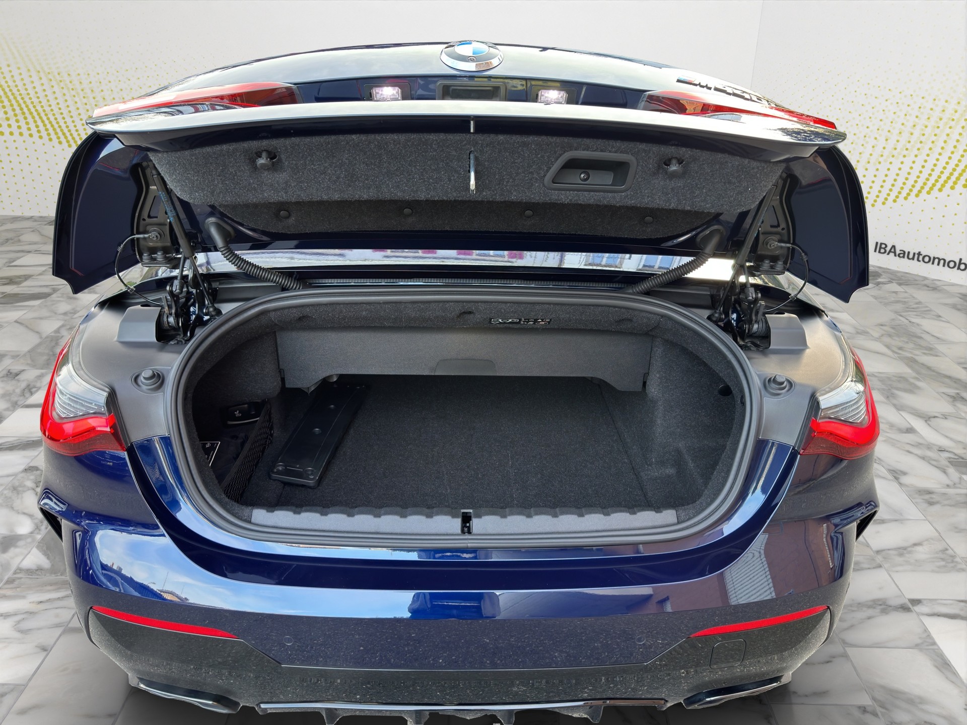 BMW M440i xDrive 48V Cabrio INDIVIDUAL 4x4-image-9