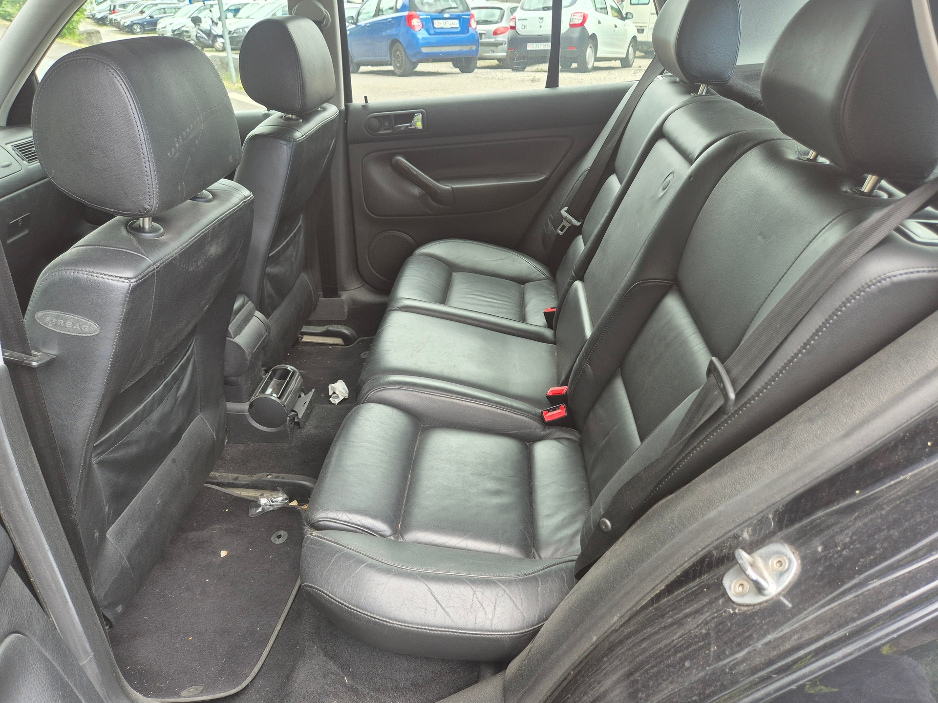 VW Golf 1.8 T GTI-image-12