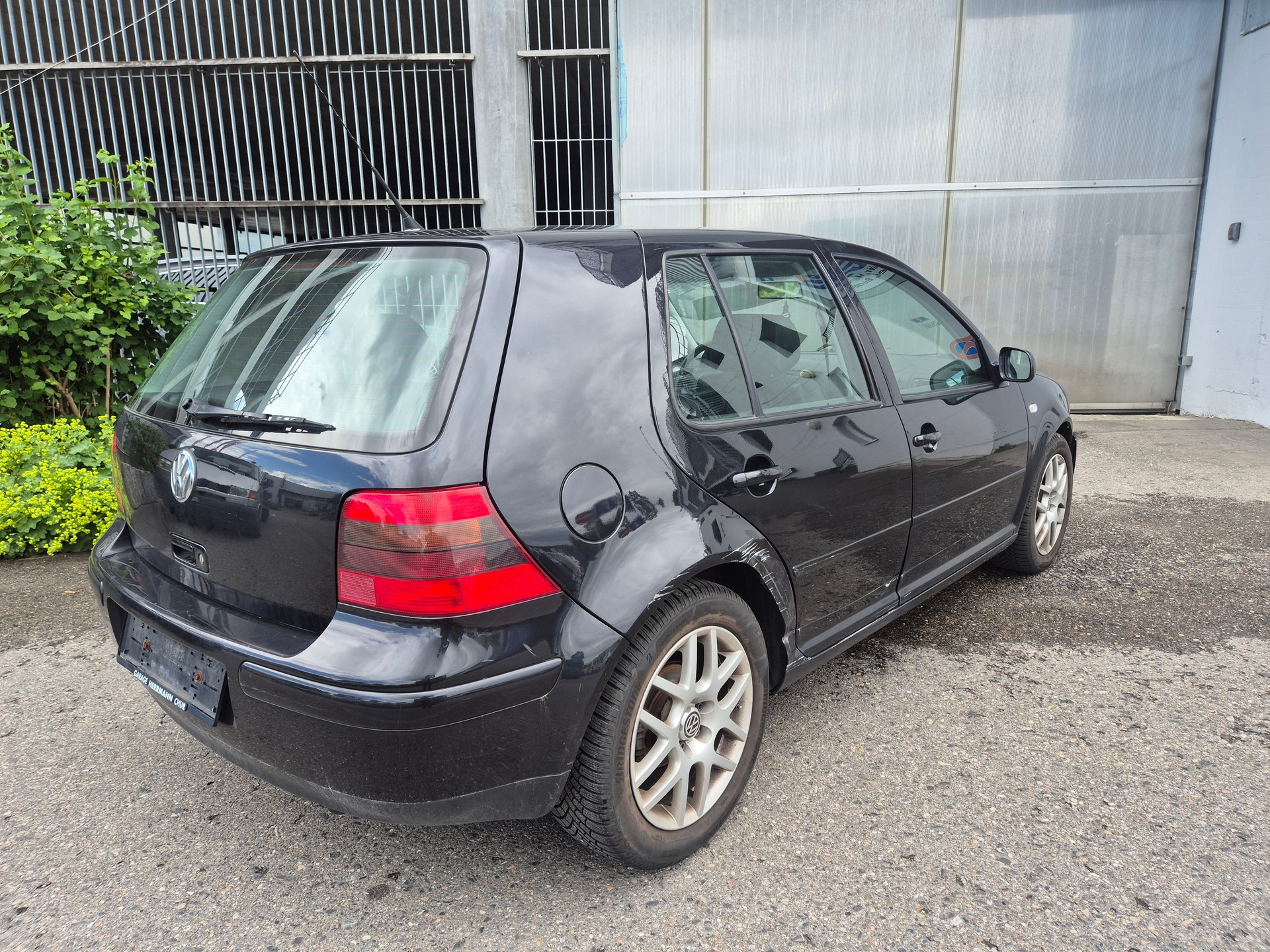 VW Golf 1.8 T GTI-image-6