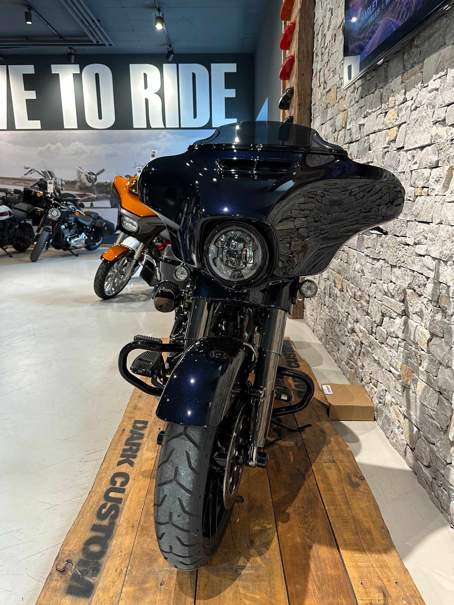 HARLEY-DAVIDSON FLHXSE Street Glide CVO 117-image-6