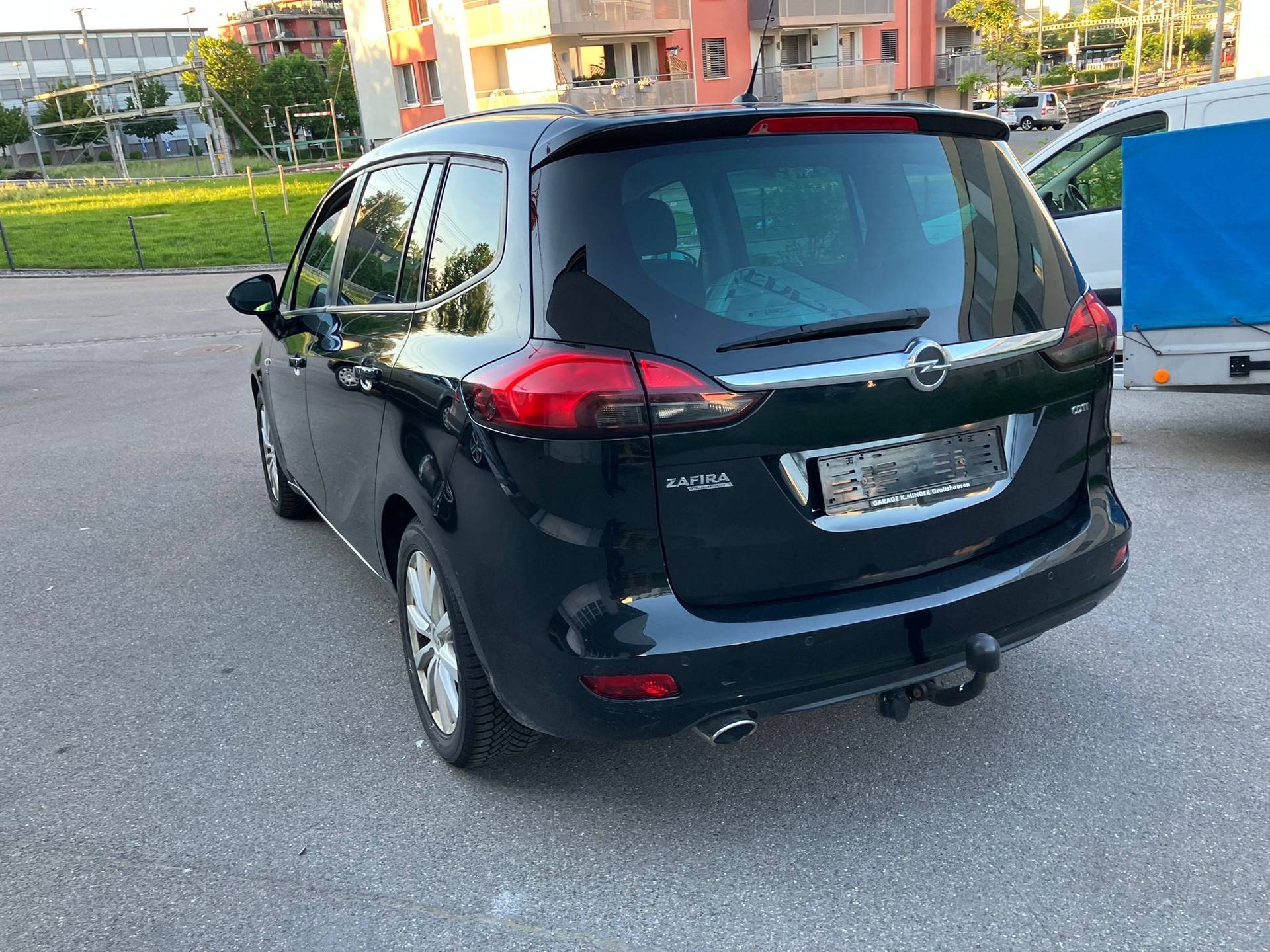 OPEL Zafira Tourer 2.0 CDTi Sport Automatic-showroom-element-3