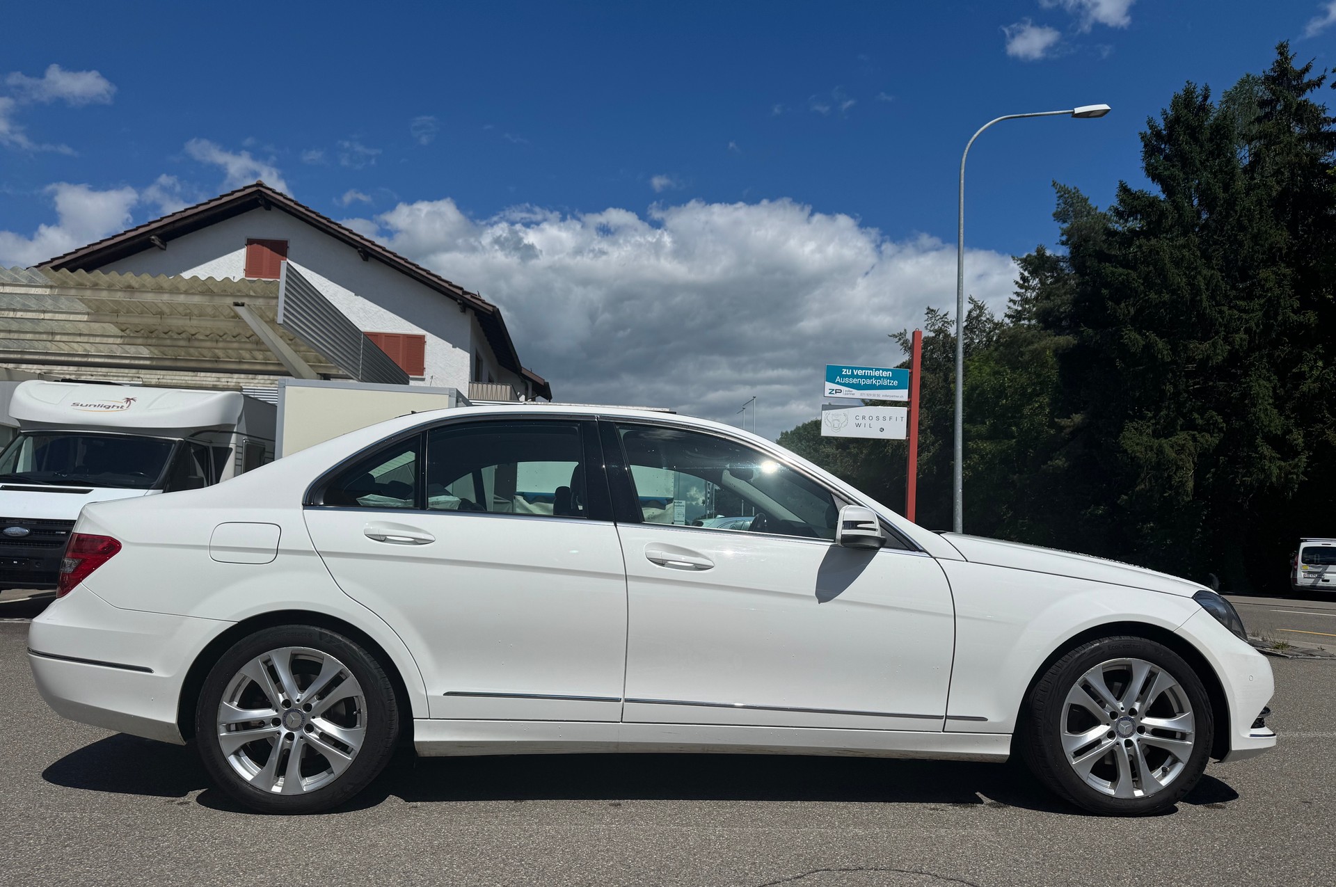 MERCEDES-BENZ C 180 Avantgarde 7G-Tronic