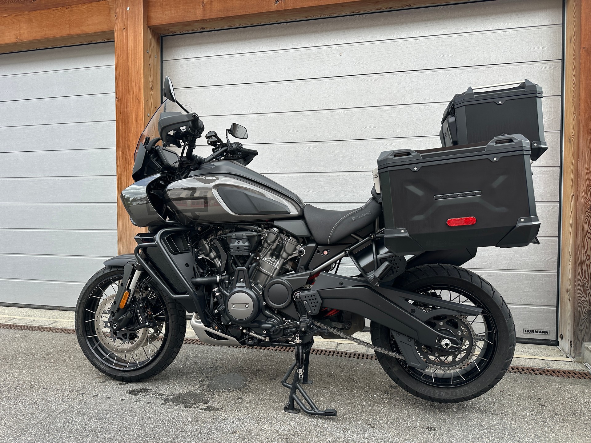 HARLEY-DAVIDSON RA Pan America 1250 Special-image-0