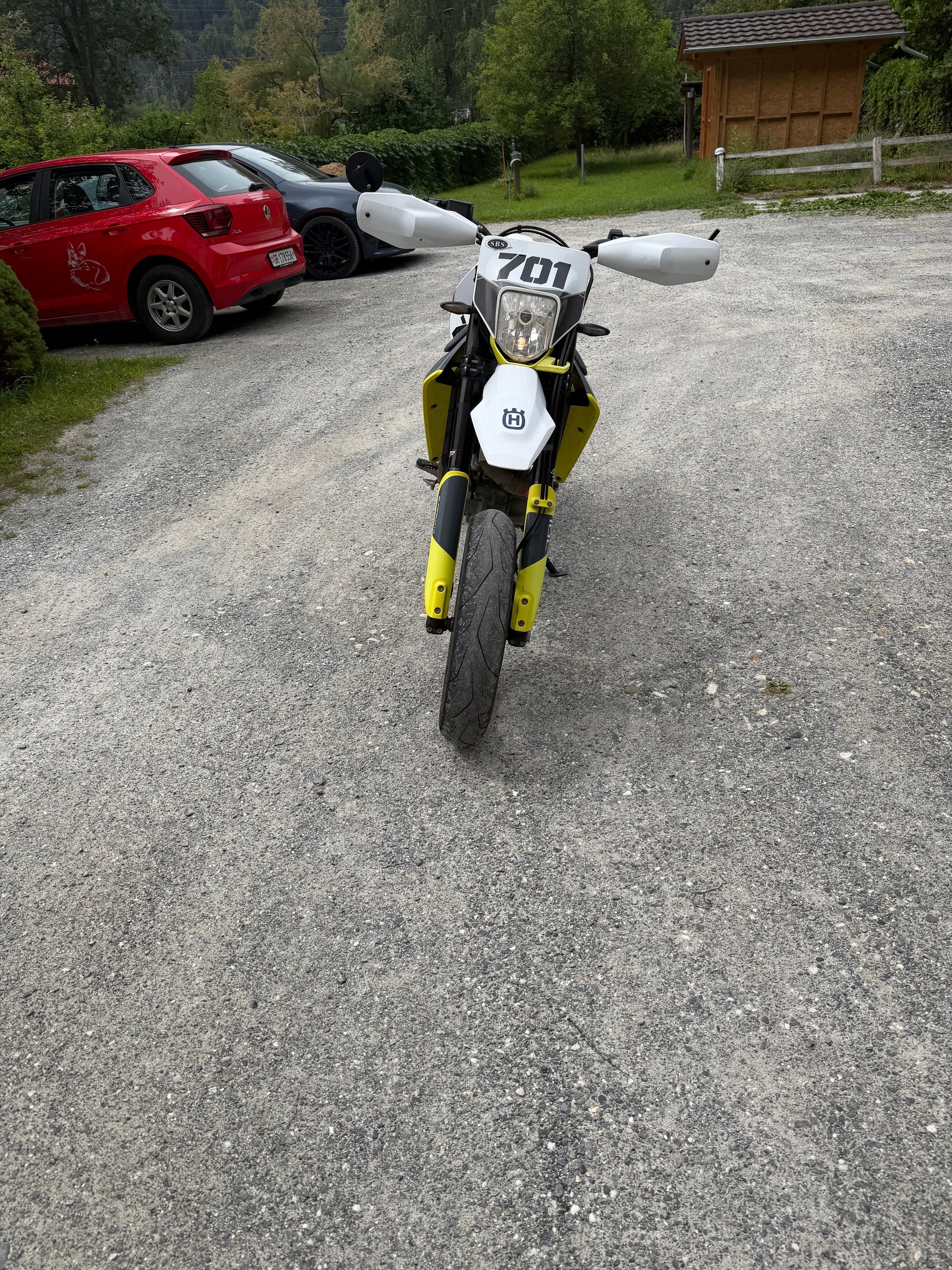 HUSQVARNA 701 Supermoto-image-1