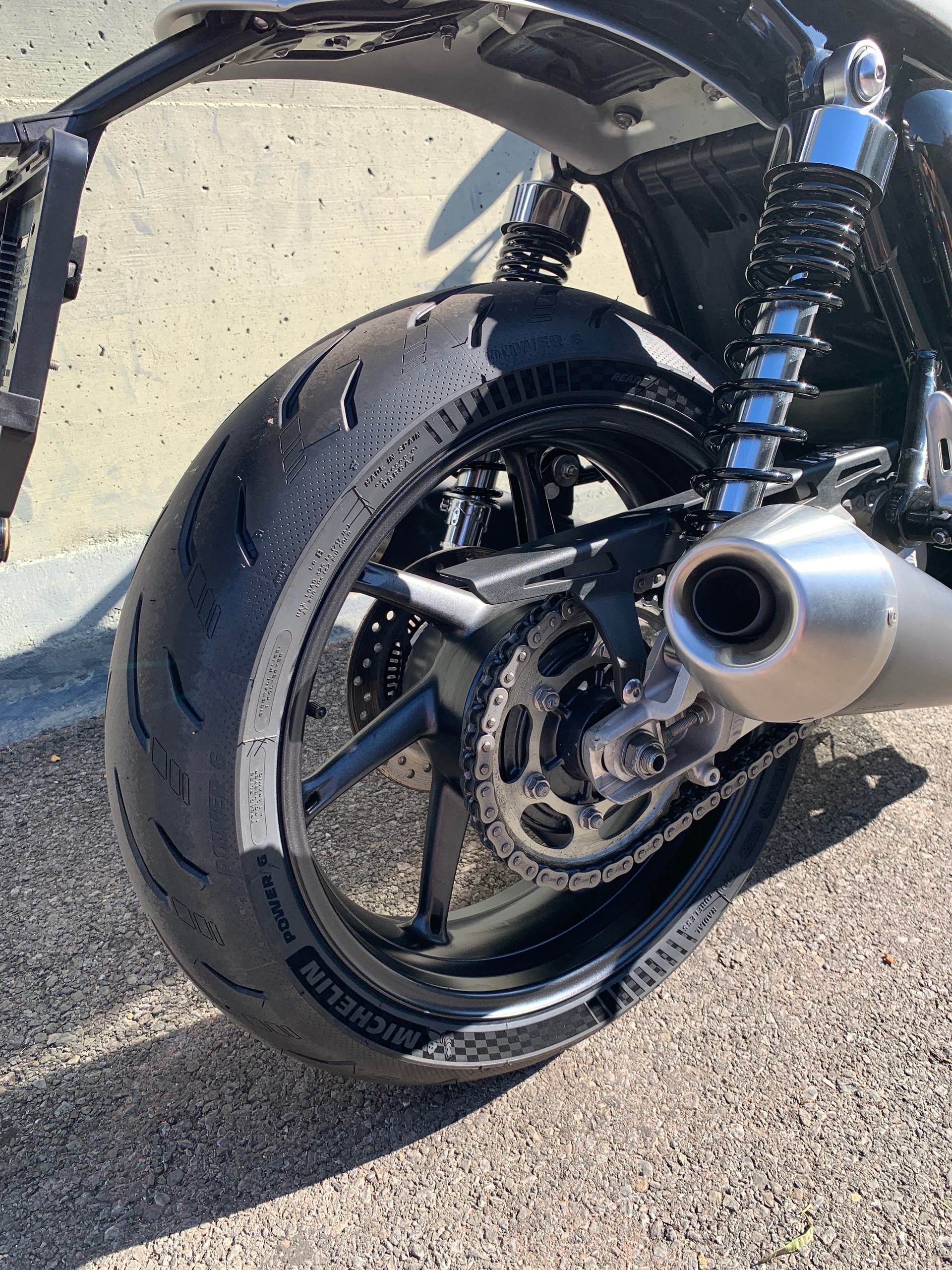 TRIUMPH Speed Twin 1200-image-7
