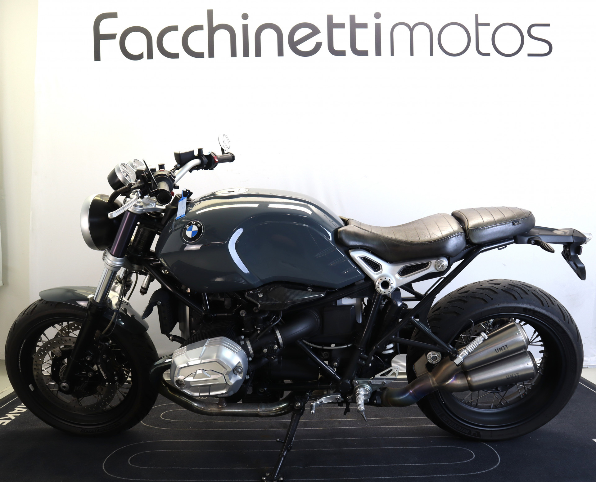 BMW R nineT Pure-image-1