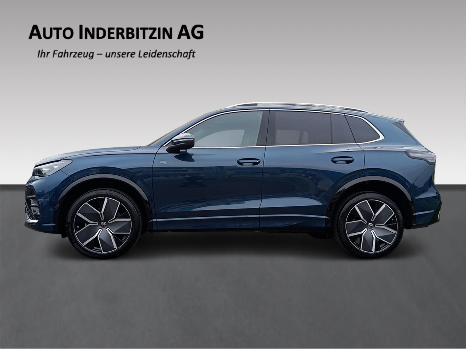 VW Tiguan R-Line Plus 2.0TSI 265PS 4Motion-showroom-element-3