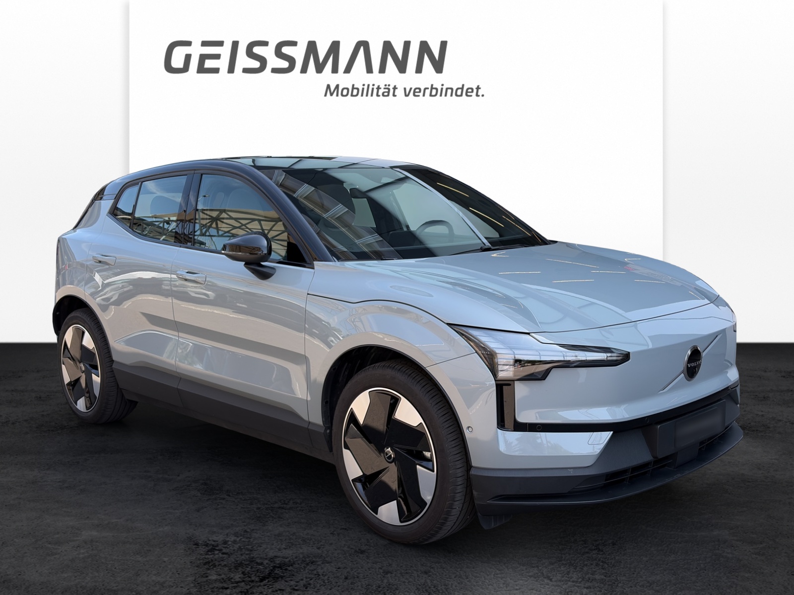 VOLVO EX30 E60 Twin Ultra Performance AWD-showroom-element-1