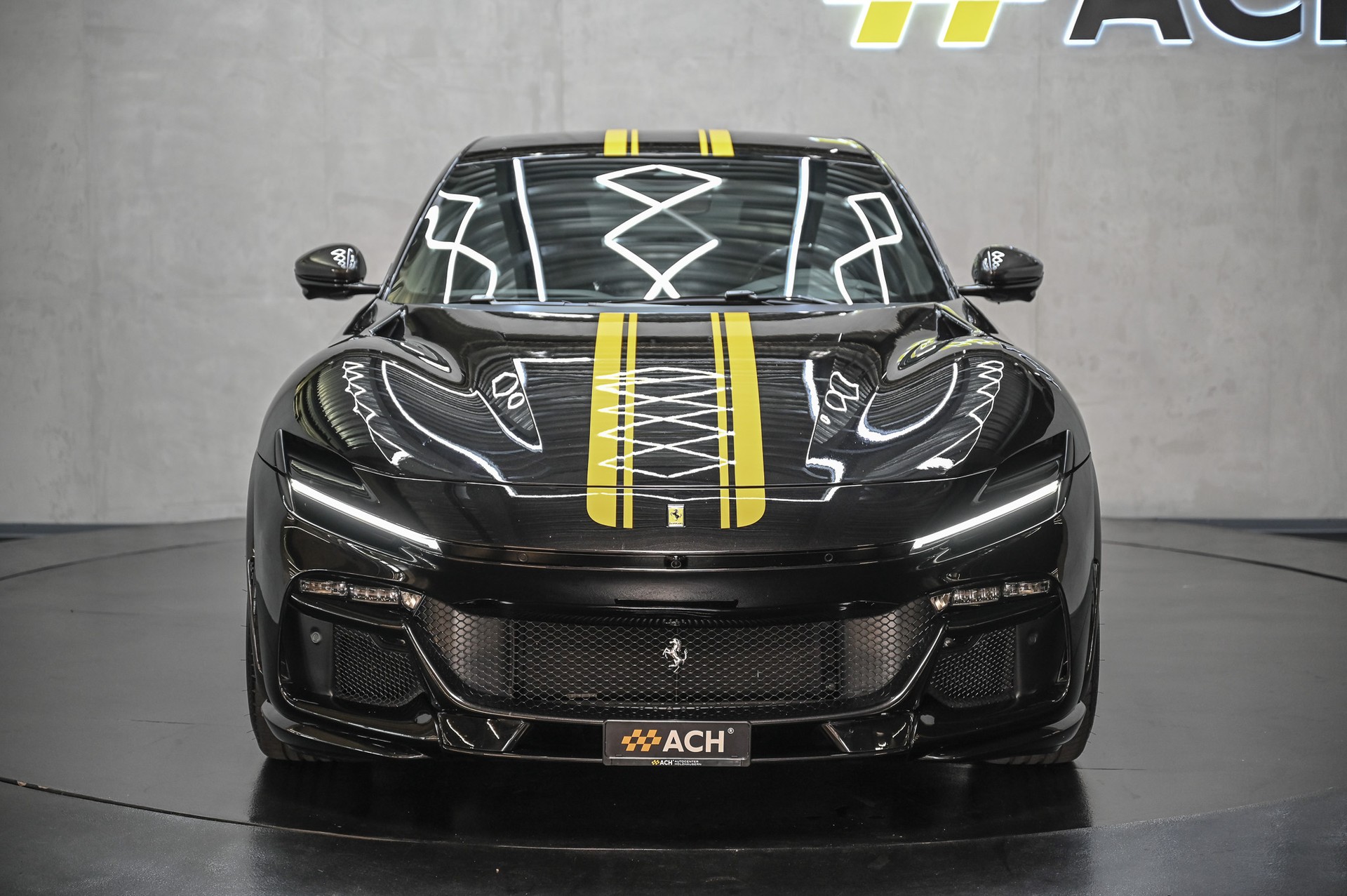 FERRARI Purosangue 6.5 V12-showroom-element-1