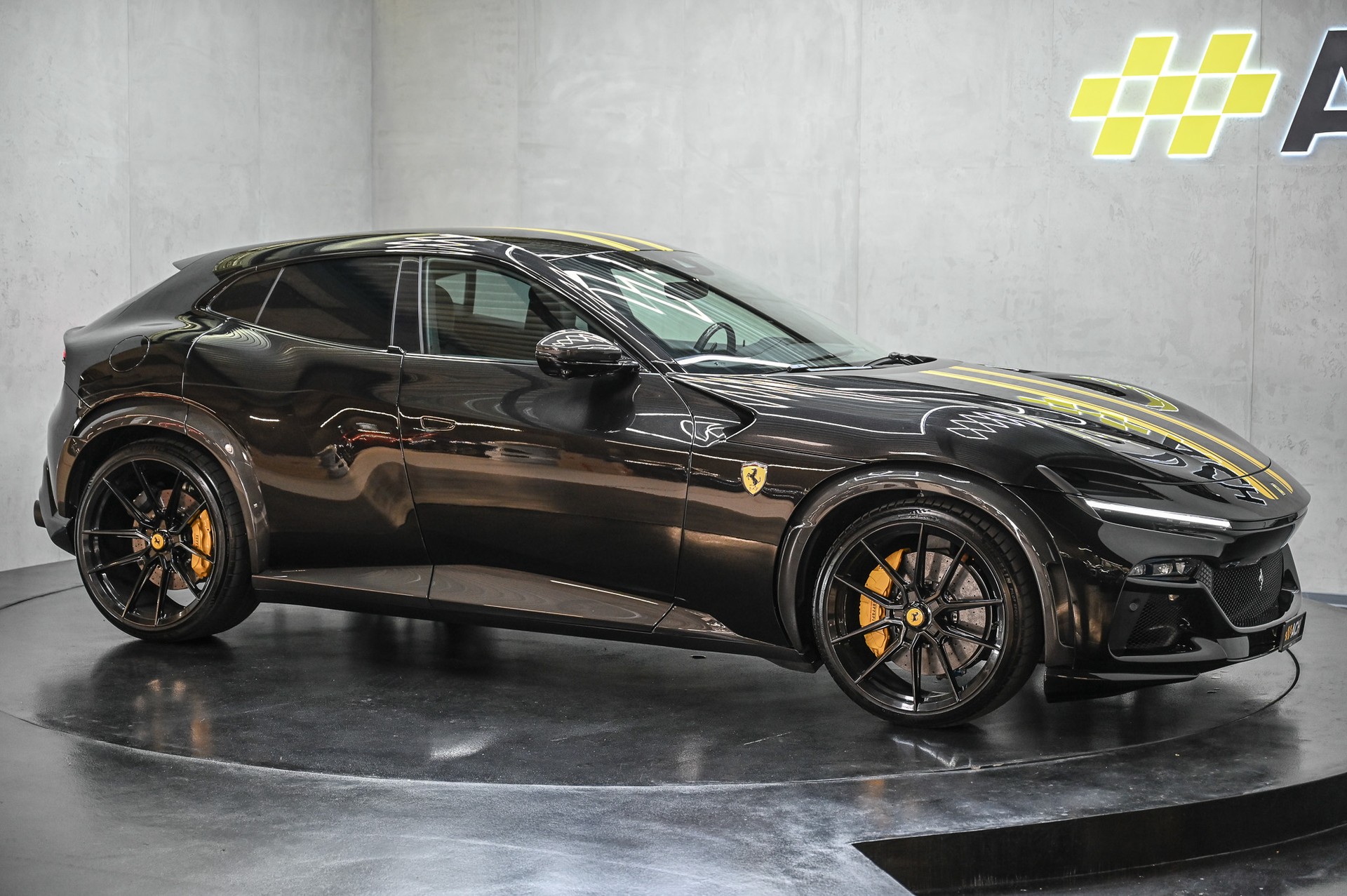 FERRARI Purosangue 6.5 V12-image-12