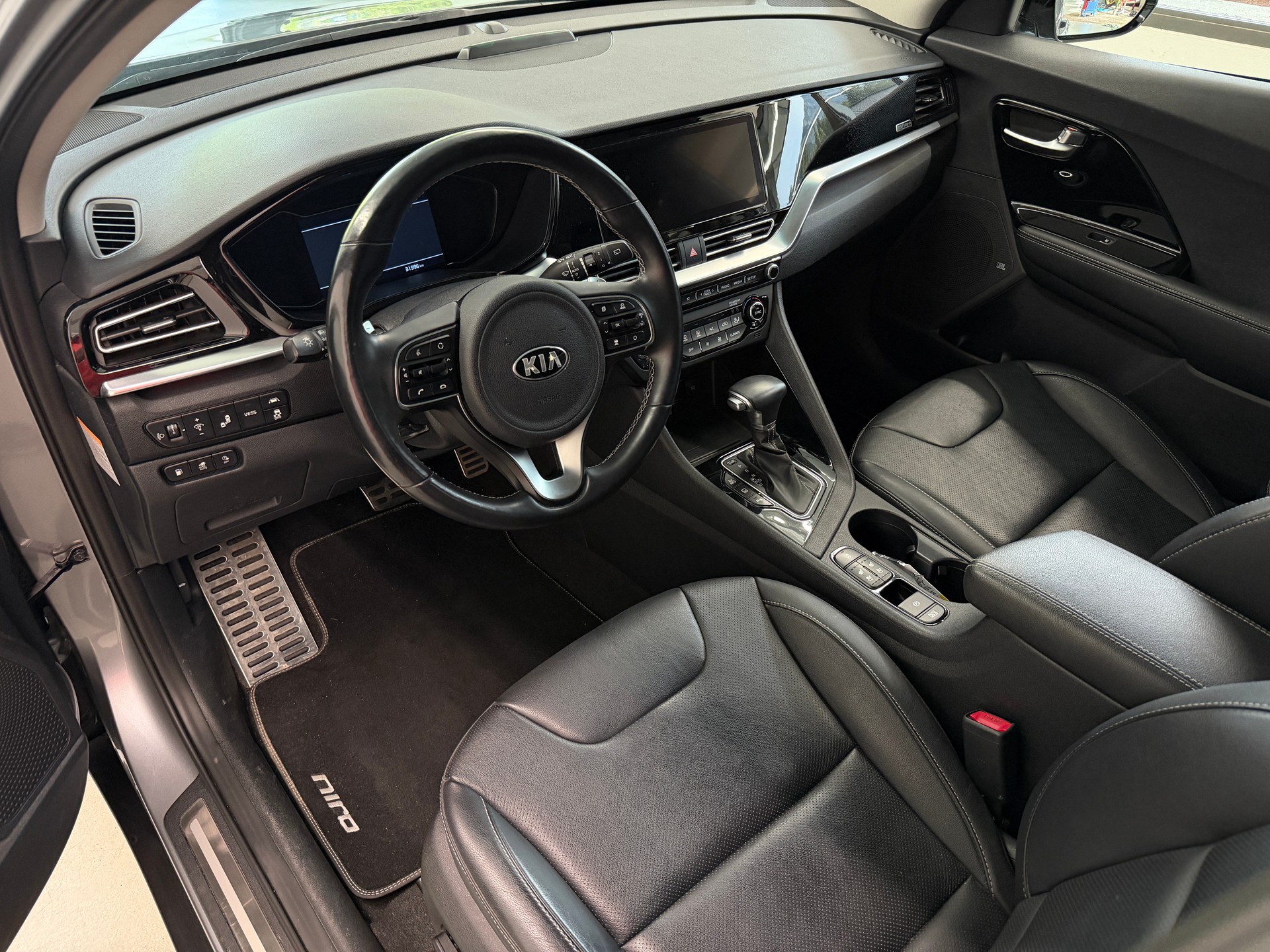 KIA Niro 1.6GDi Plug-in Hybrid Style DCT-image-11
