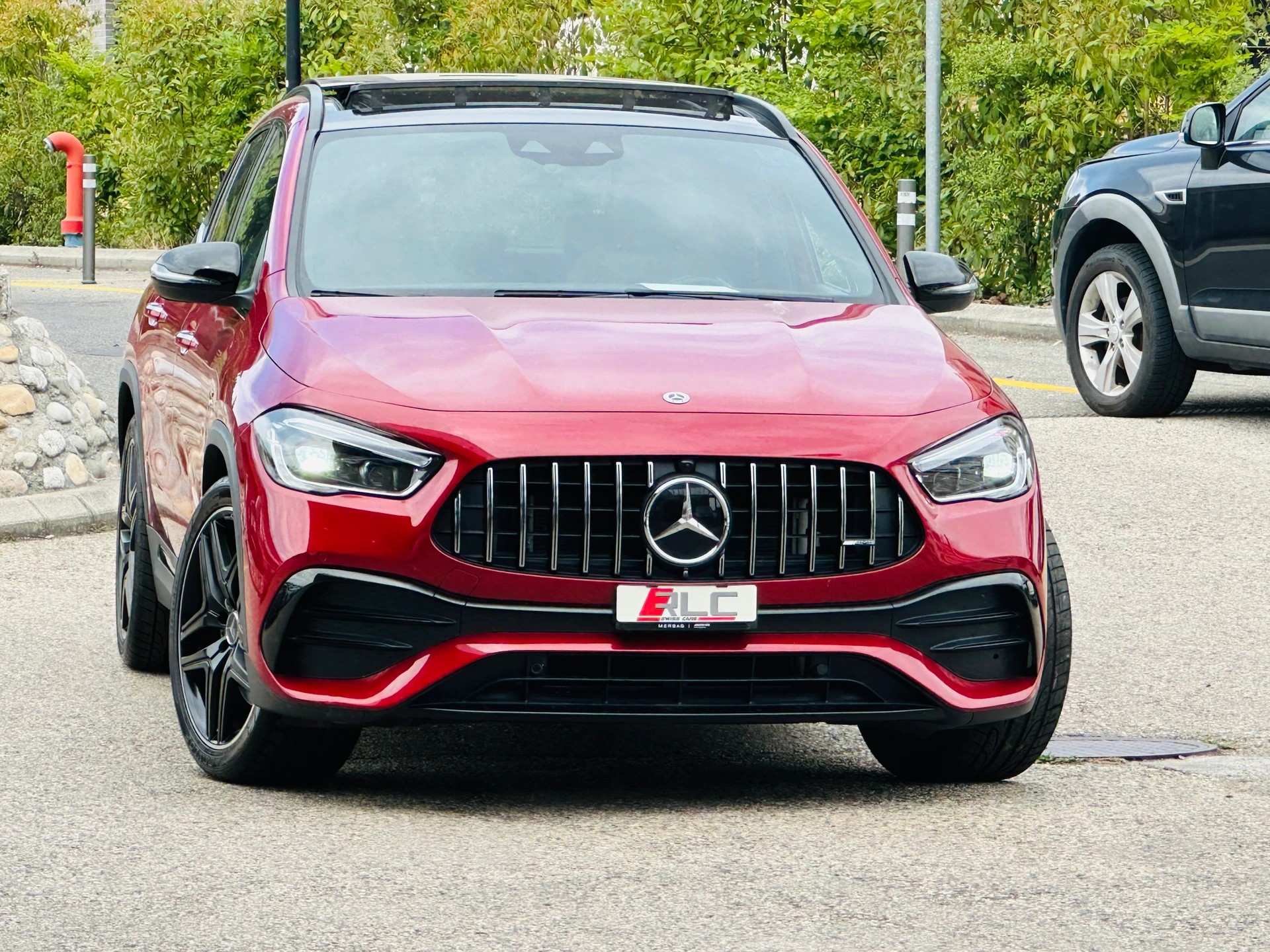 MERCEDES-BENZ GLA 35 AMG 4Matic 8G-Speedshift DCT-showroom-element-2