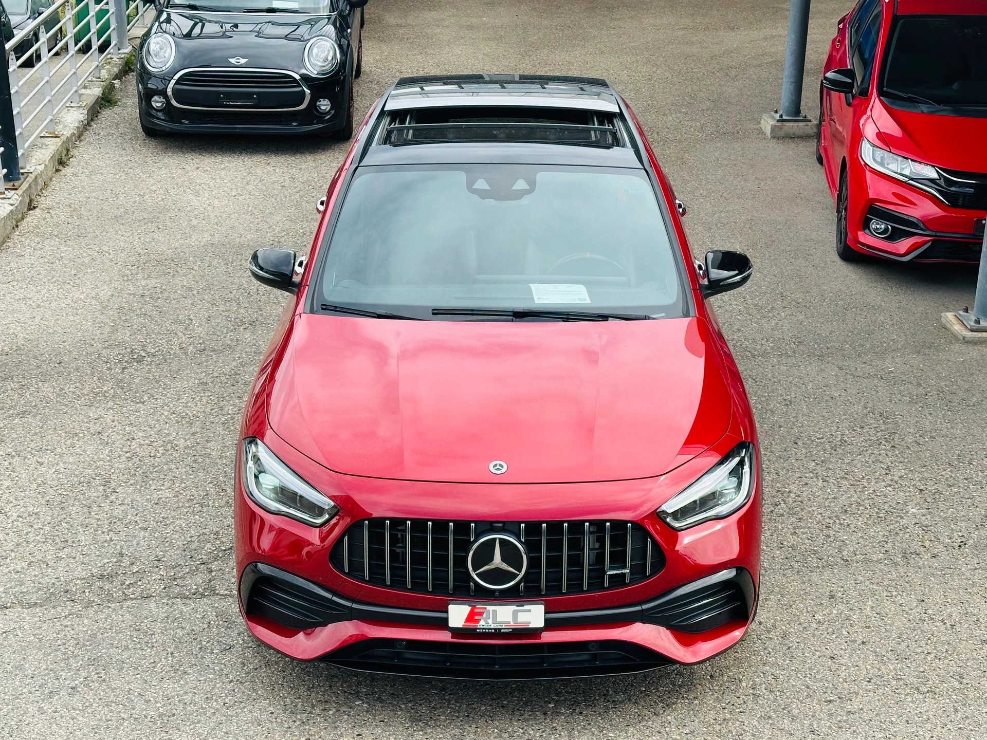MERCEDES-BENZ GLA 35 AMG 4Matic 8G-Speedshift DCT-image-4