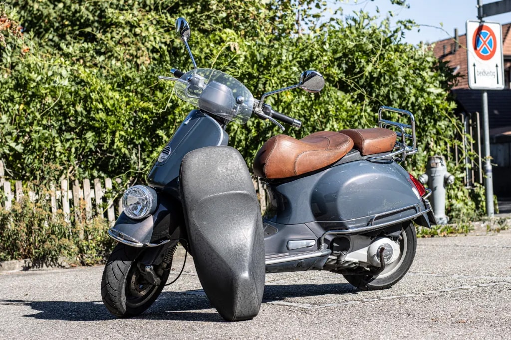 PIAGGIO 250 i.e. Faro Basso-image-2