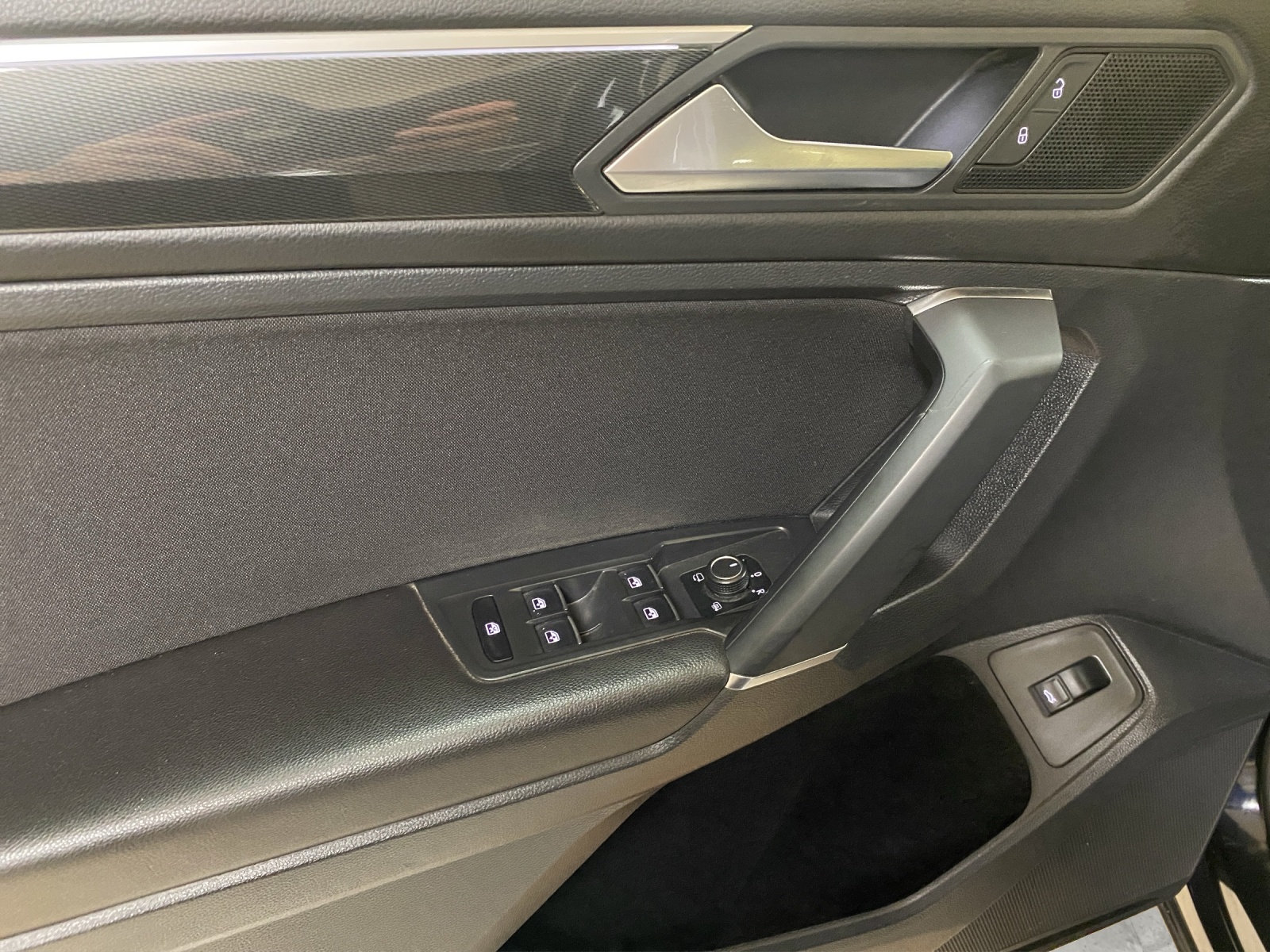 VW Tiguan Allspace 2.0TSI Comfortline 4Motion DSG-image-16