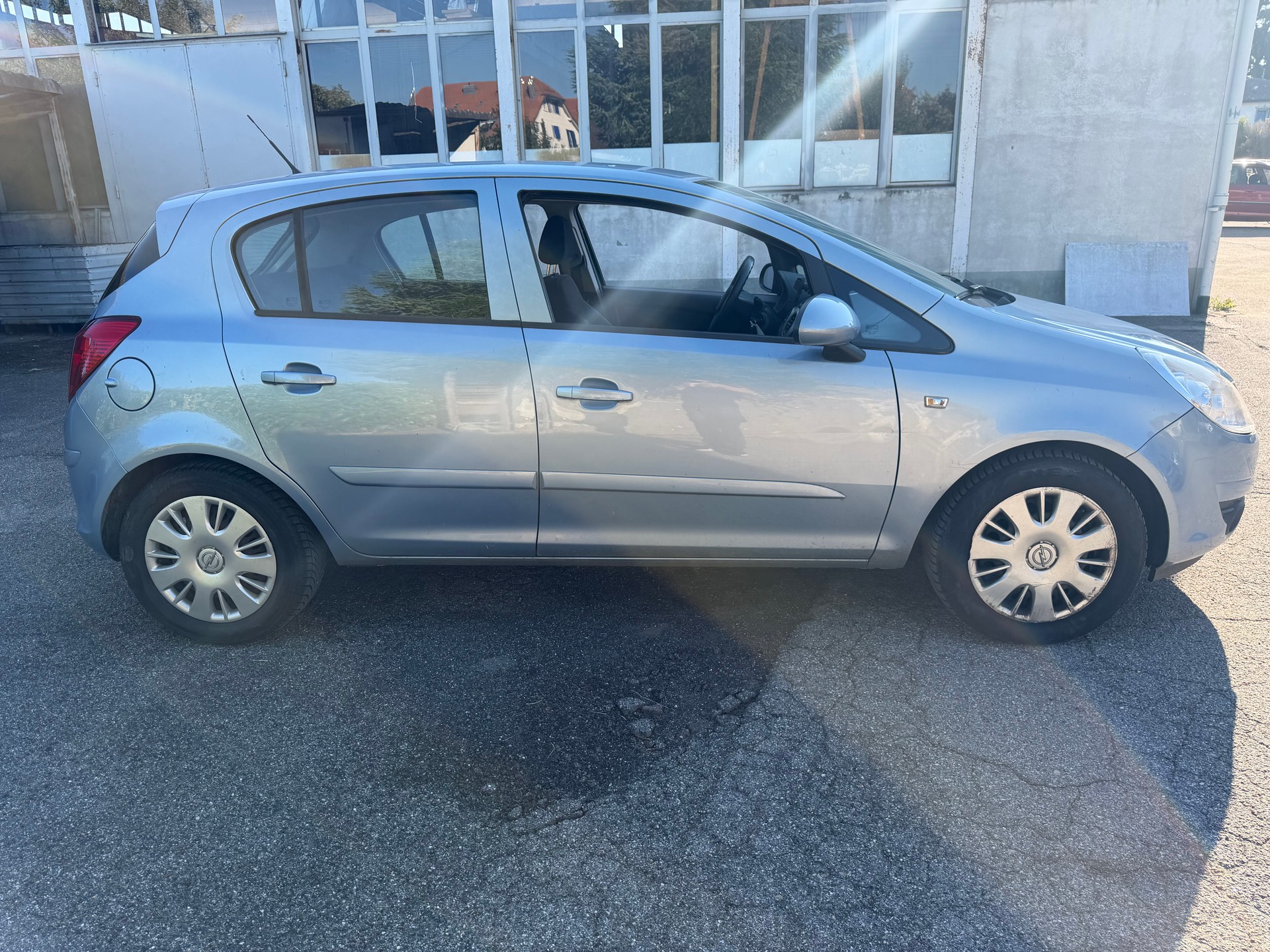OPEL Corsa 1.4 TP Enjoy-showroom-element-3