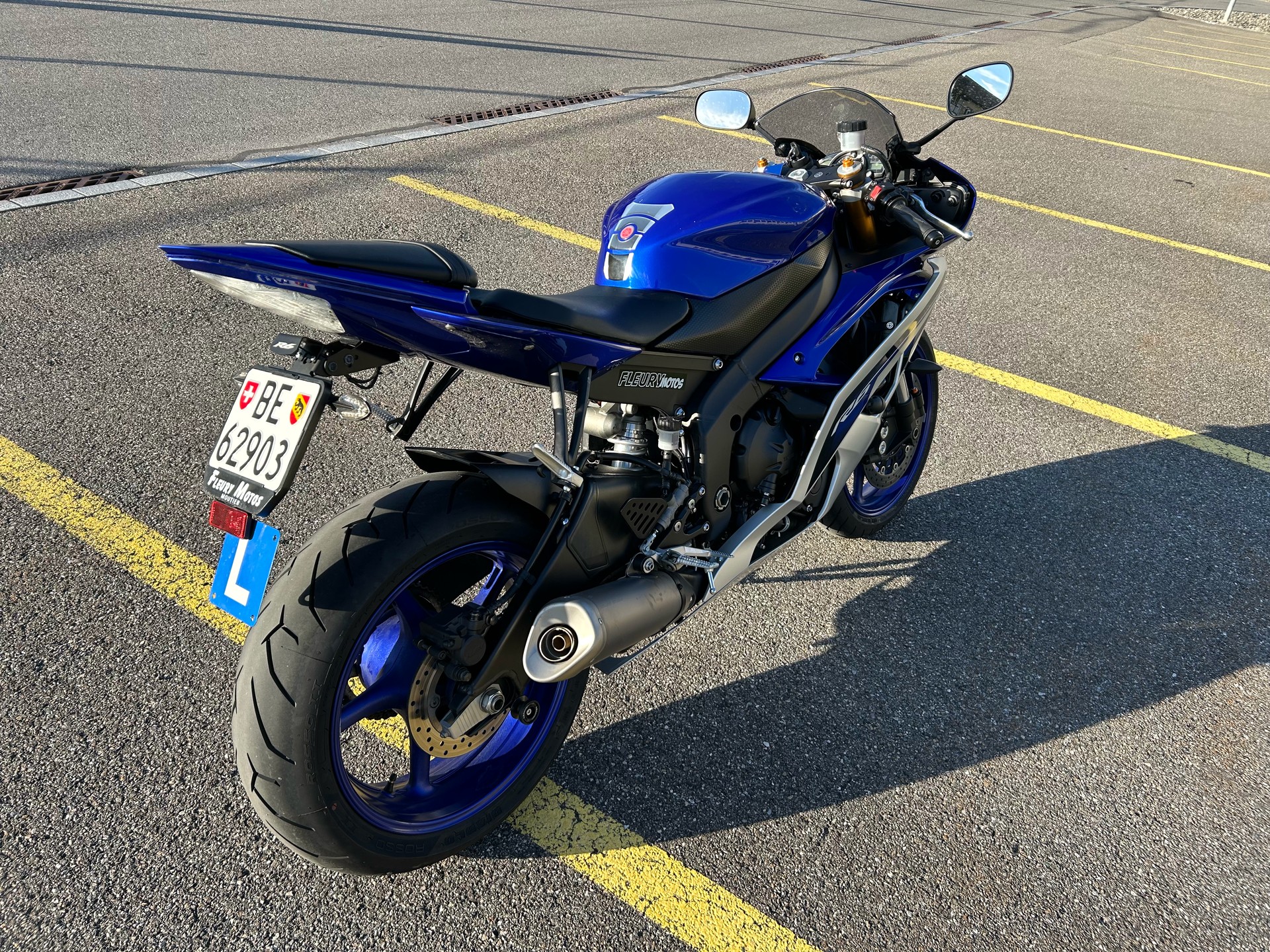 YAMAHA YZF-R6-image-2