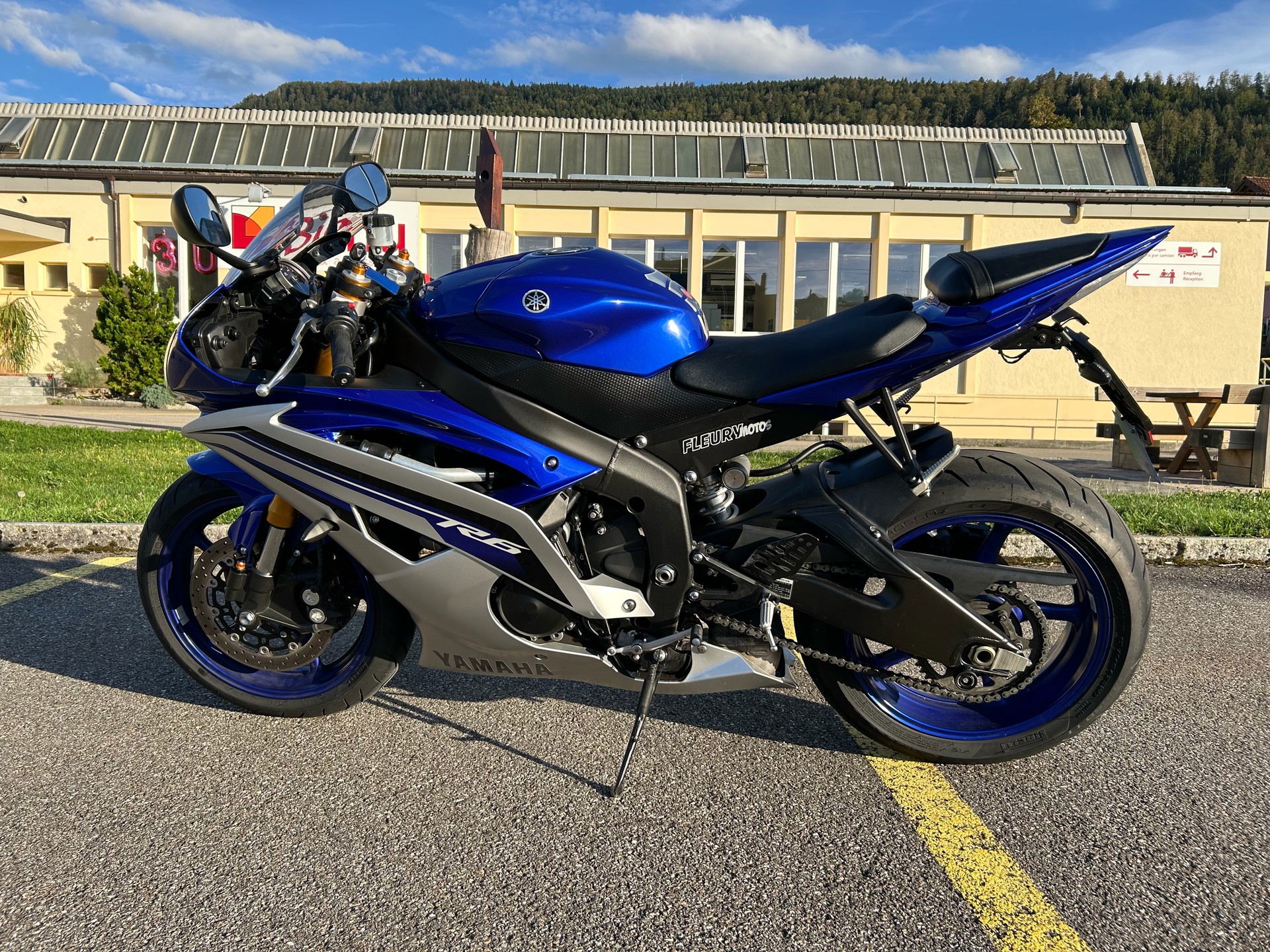 YAMAHA YZF-R6-image-5