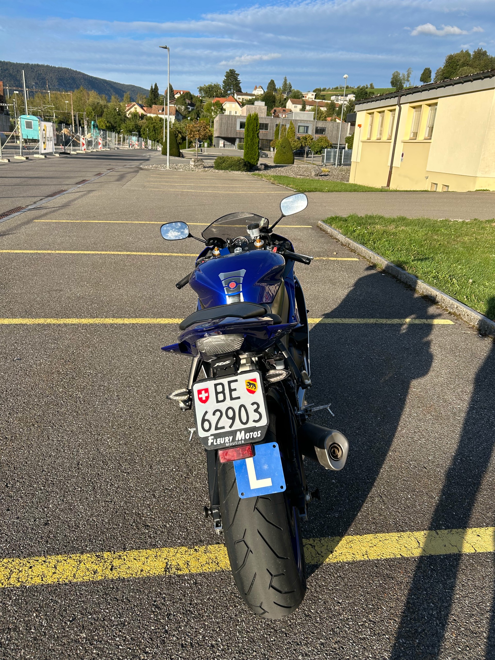 YAMAHA YZF-R6-image-3