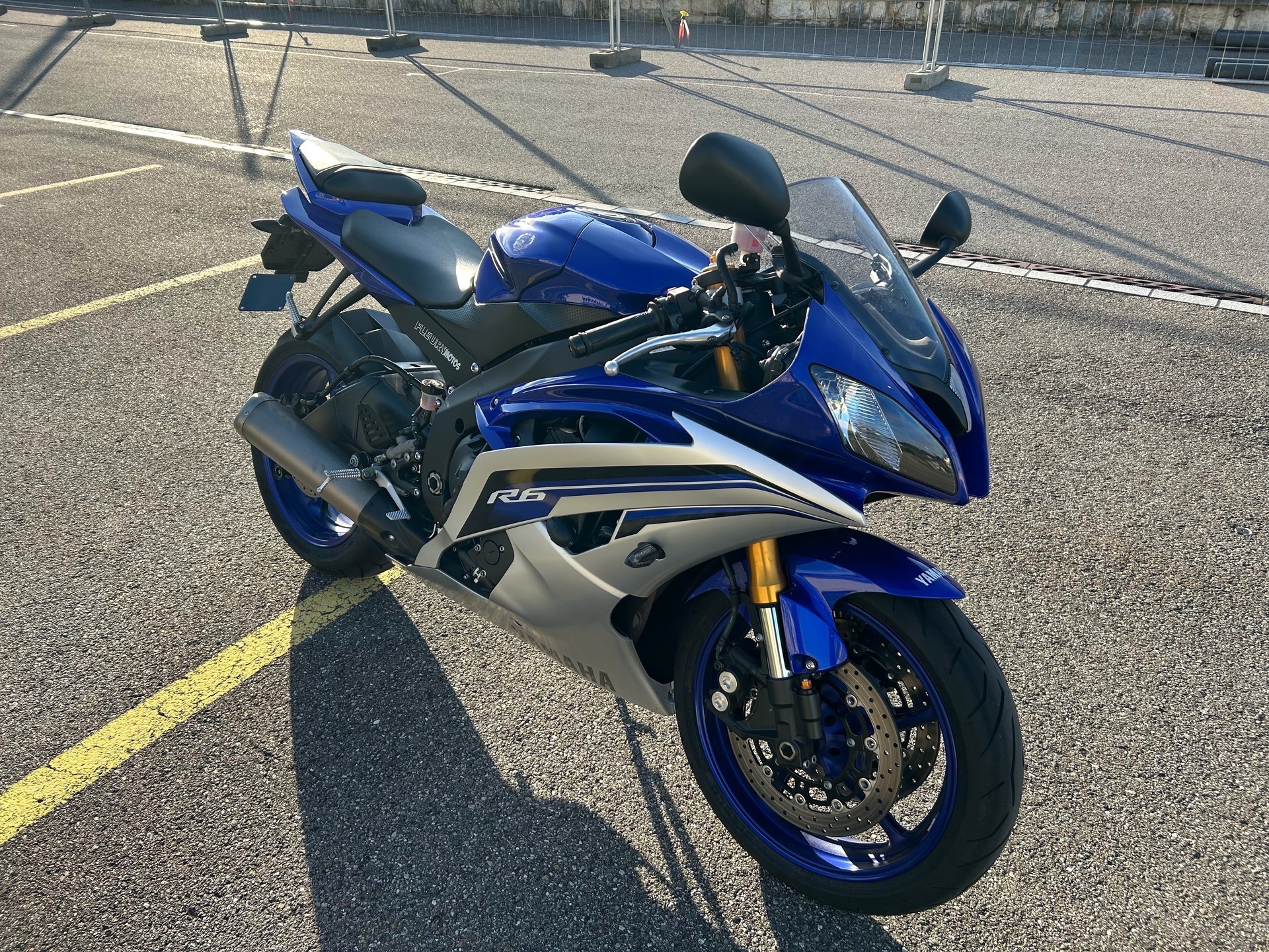YAMAHA YZF-R6-image-0