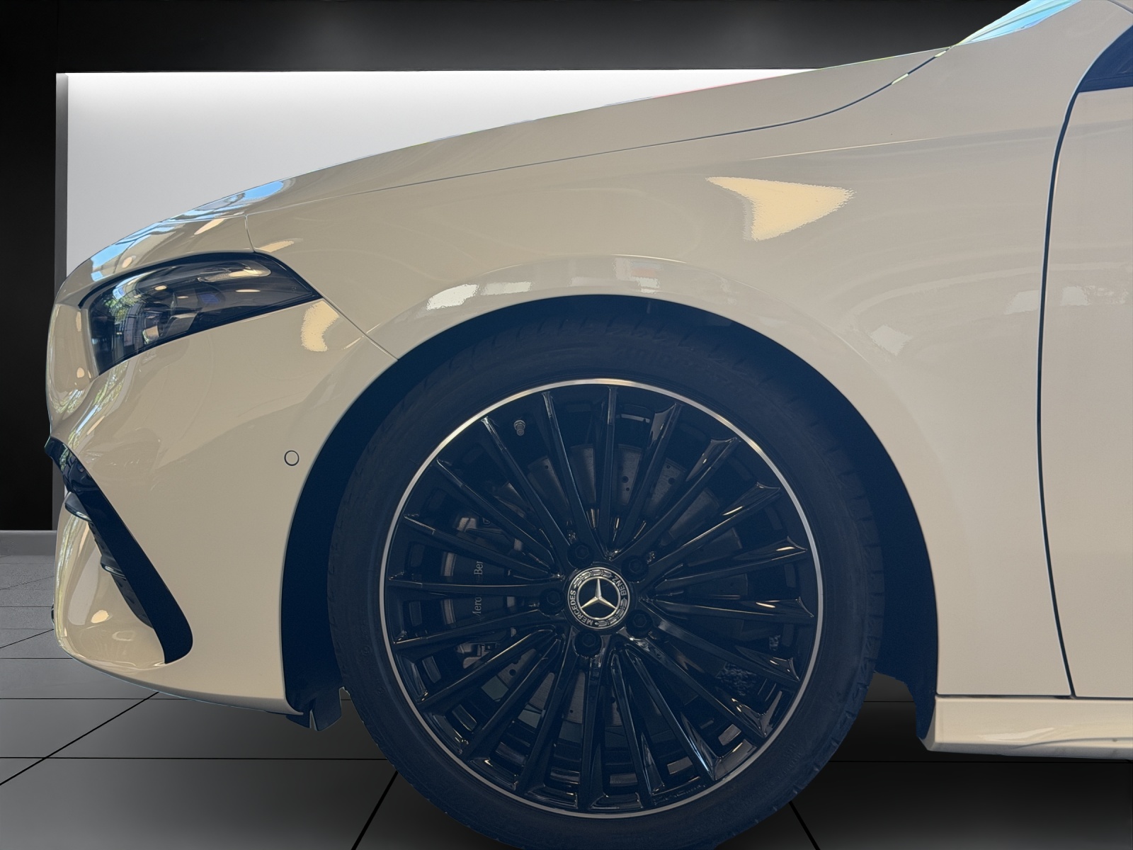 MERCEDES-BENZ A 250 4Matic 8G-DCT-image-6