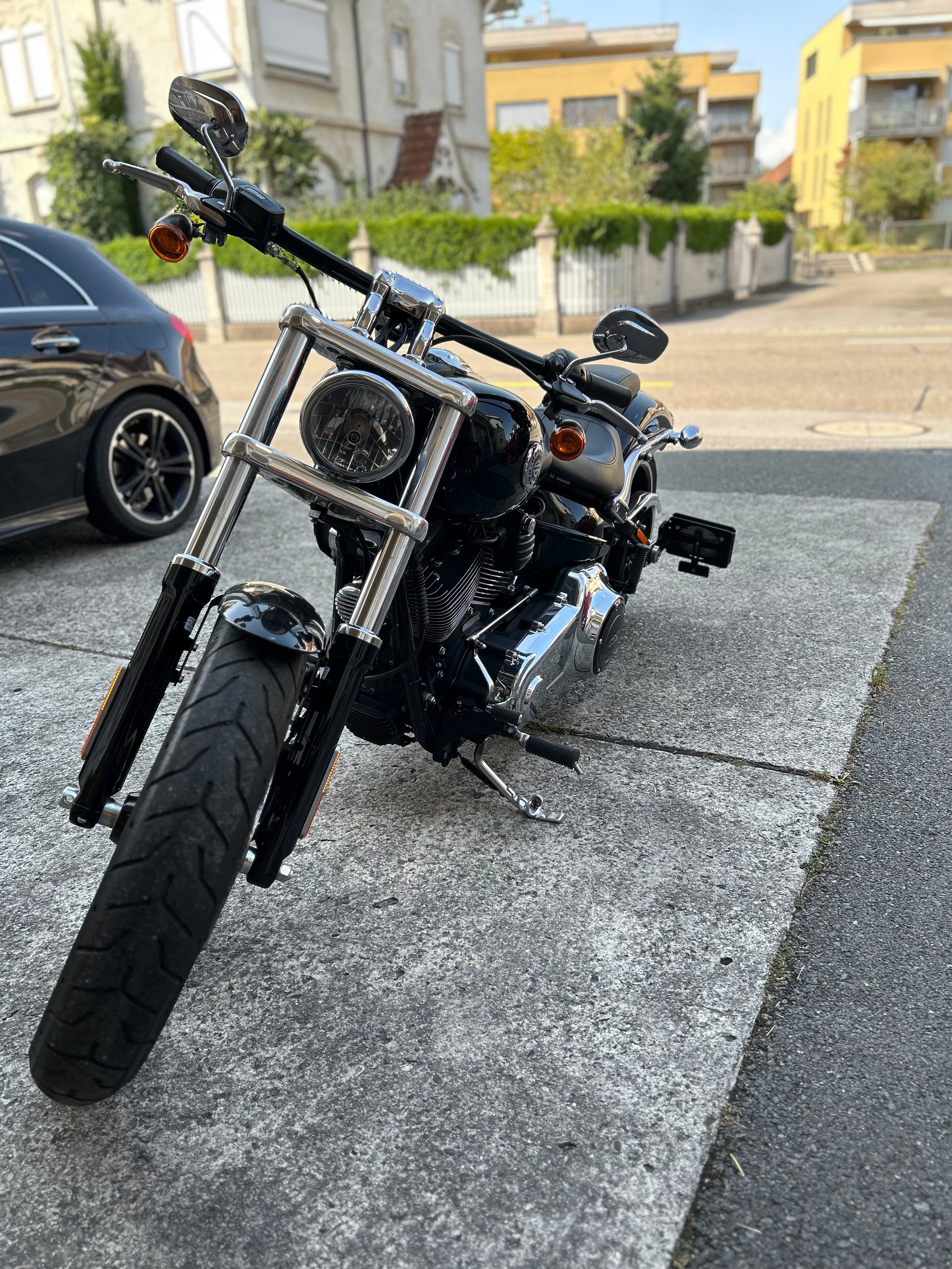 HARLEY-DAVIDSON Breakout-image-14