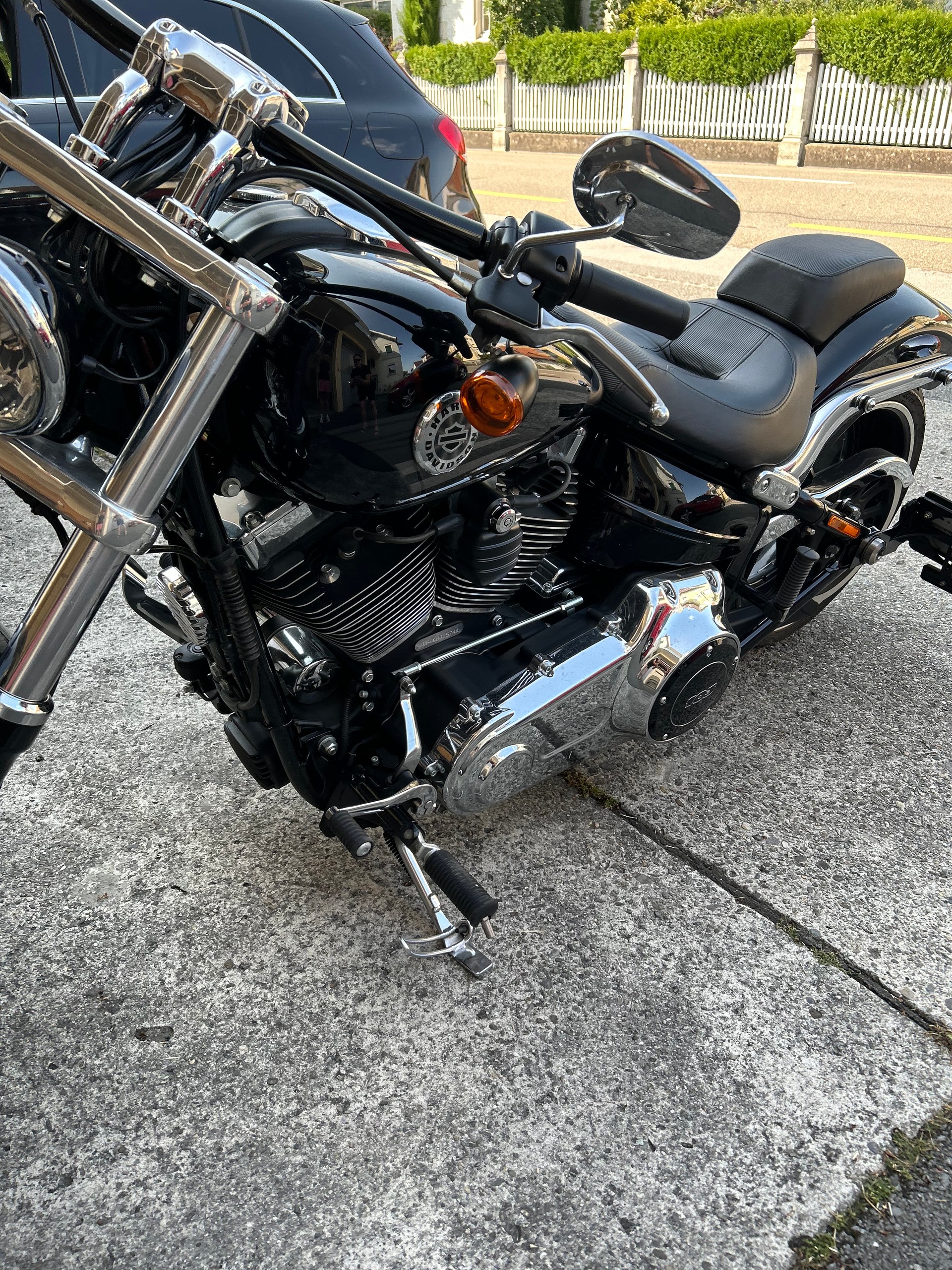 HARLEY-DAVIDSON Breakout-image-5