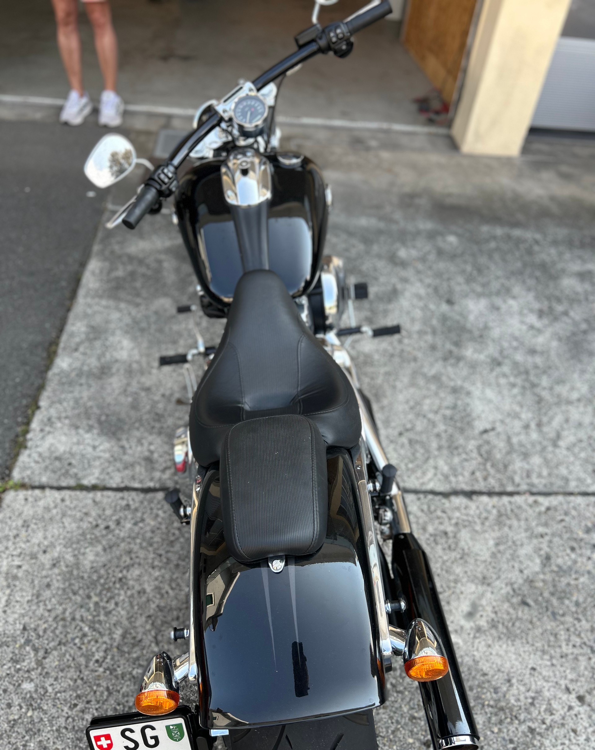 HARLEY-DAVIDSON Breakout-image-9